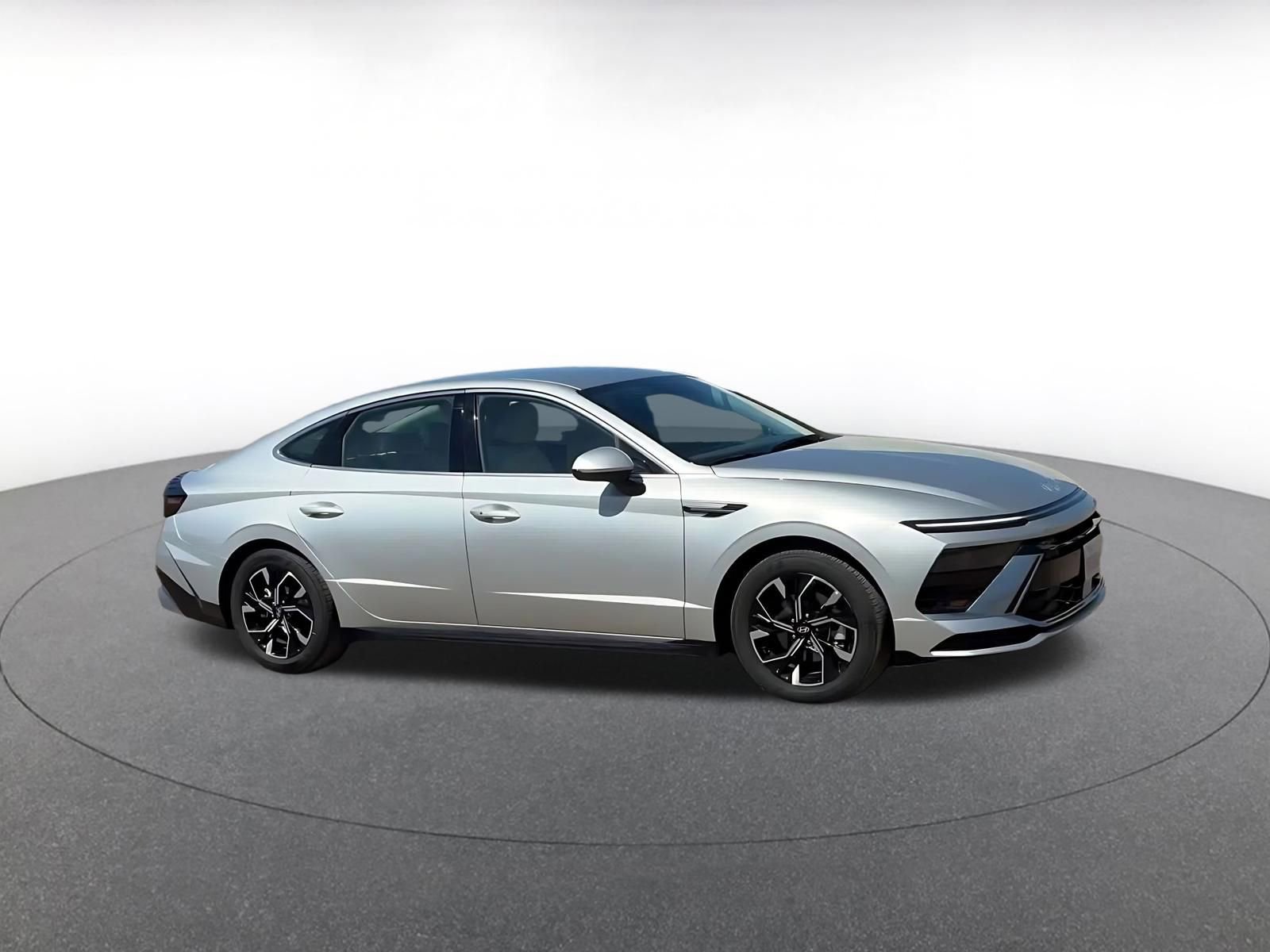 Thumbnail: 2025 Hyundai Sonata - 2