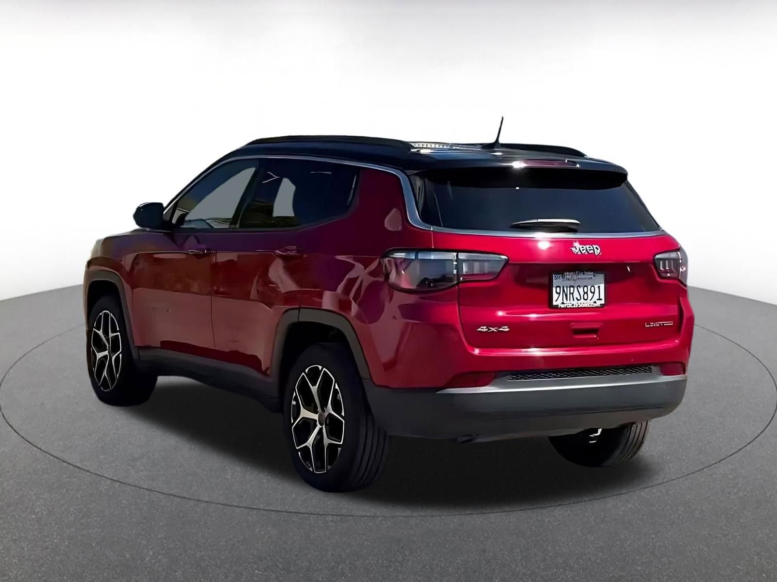 Thumbnail: 2025 Jeep Compass - 10