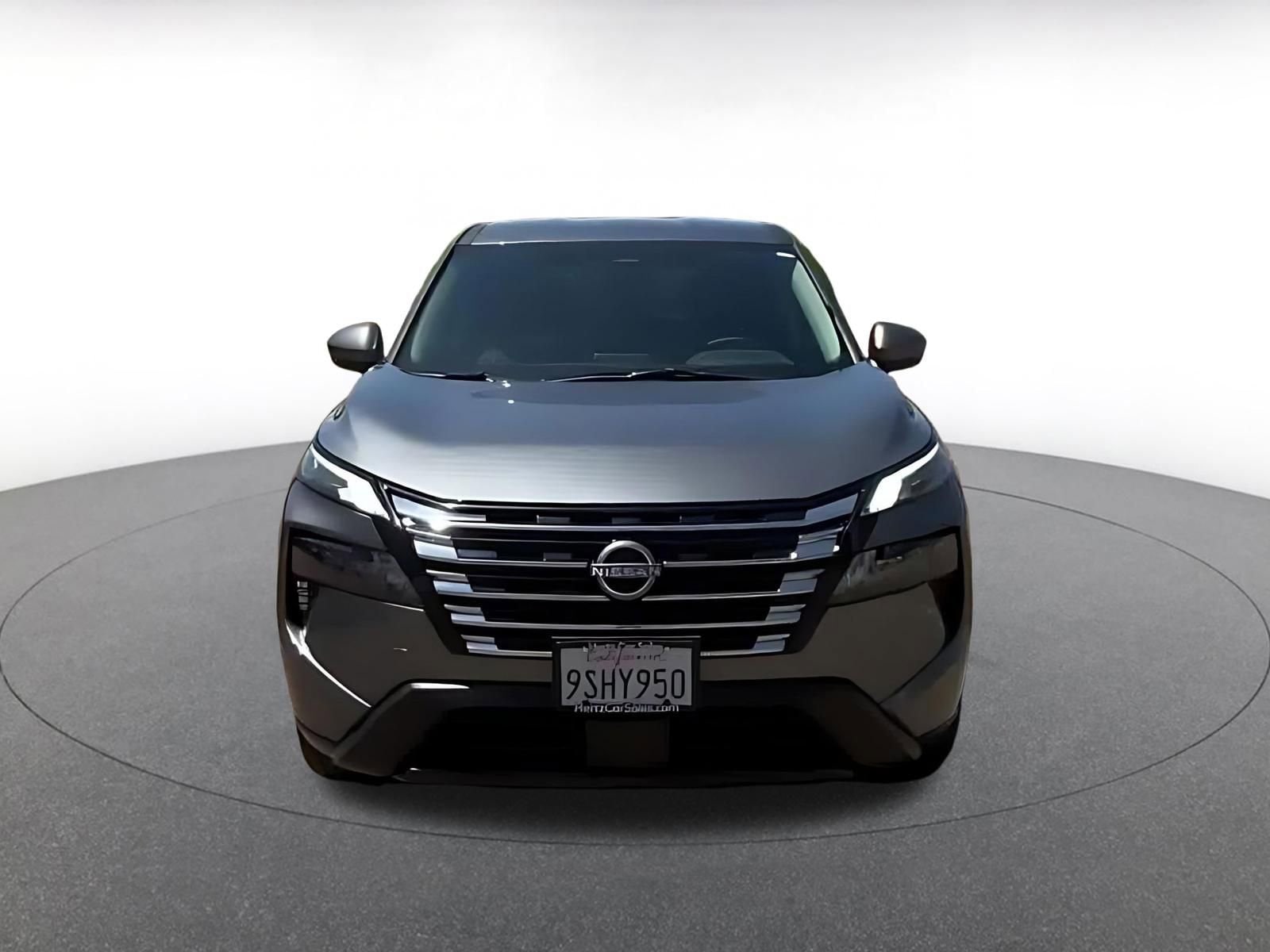 Thumbnail: 2025 Nissan Rogue - 4