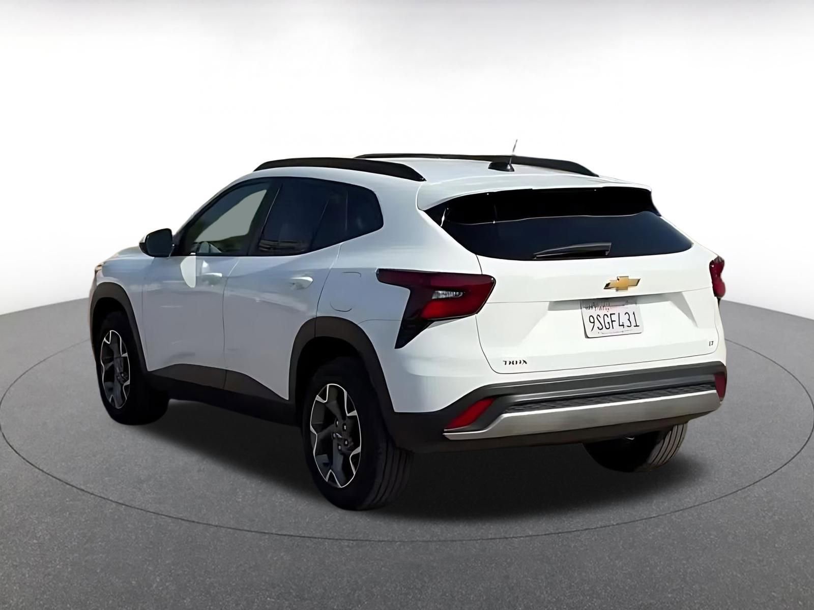 Thumbnail: 2025 Chevrolet Trax - 10