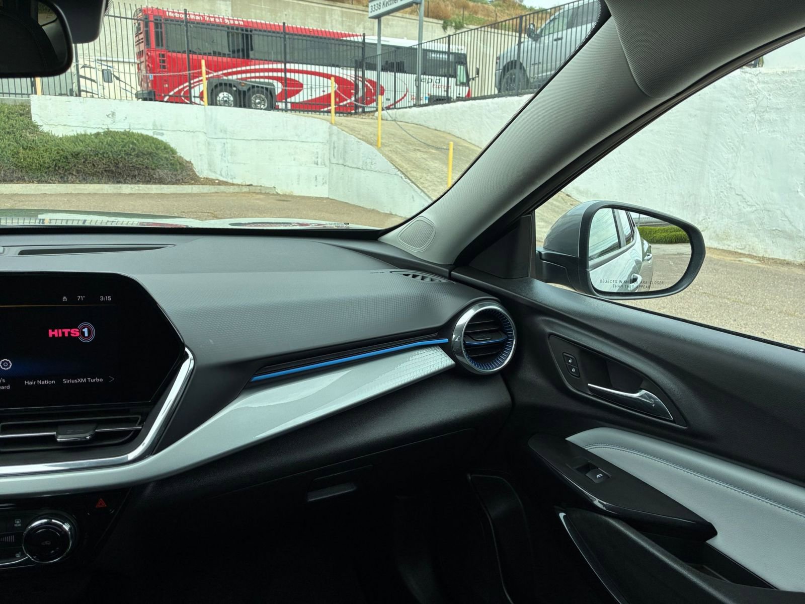 Thumbnail: 2025 Chevrolet Trax - 34