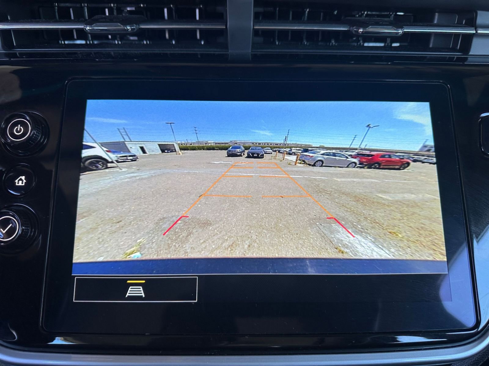 Thumbnail: 2023 Chevrolet Bolt EV - 17