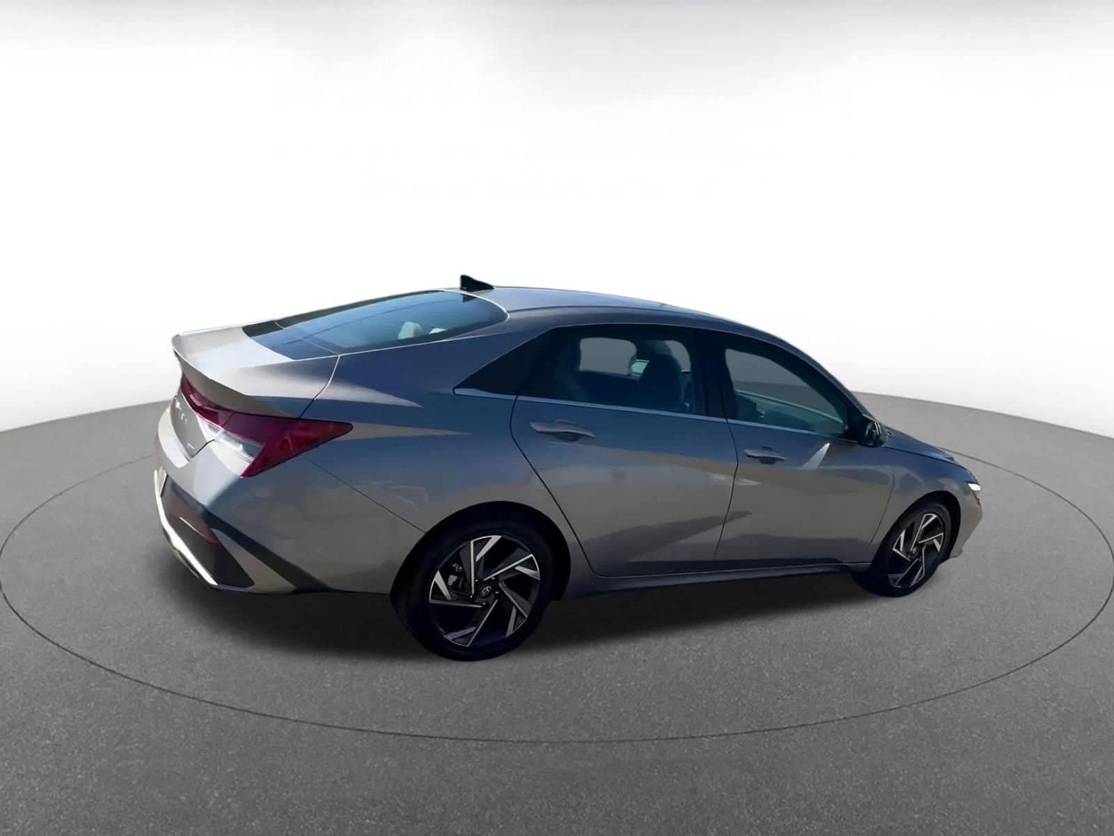 Thumbnail: 2025 Hyundai Elantra - 14