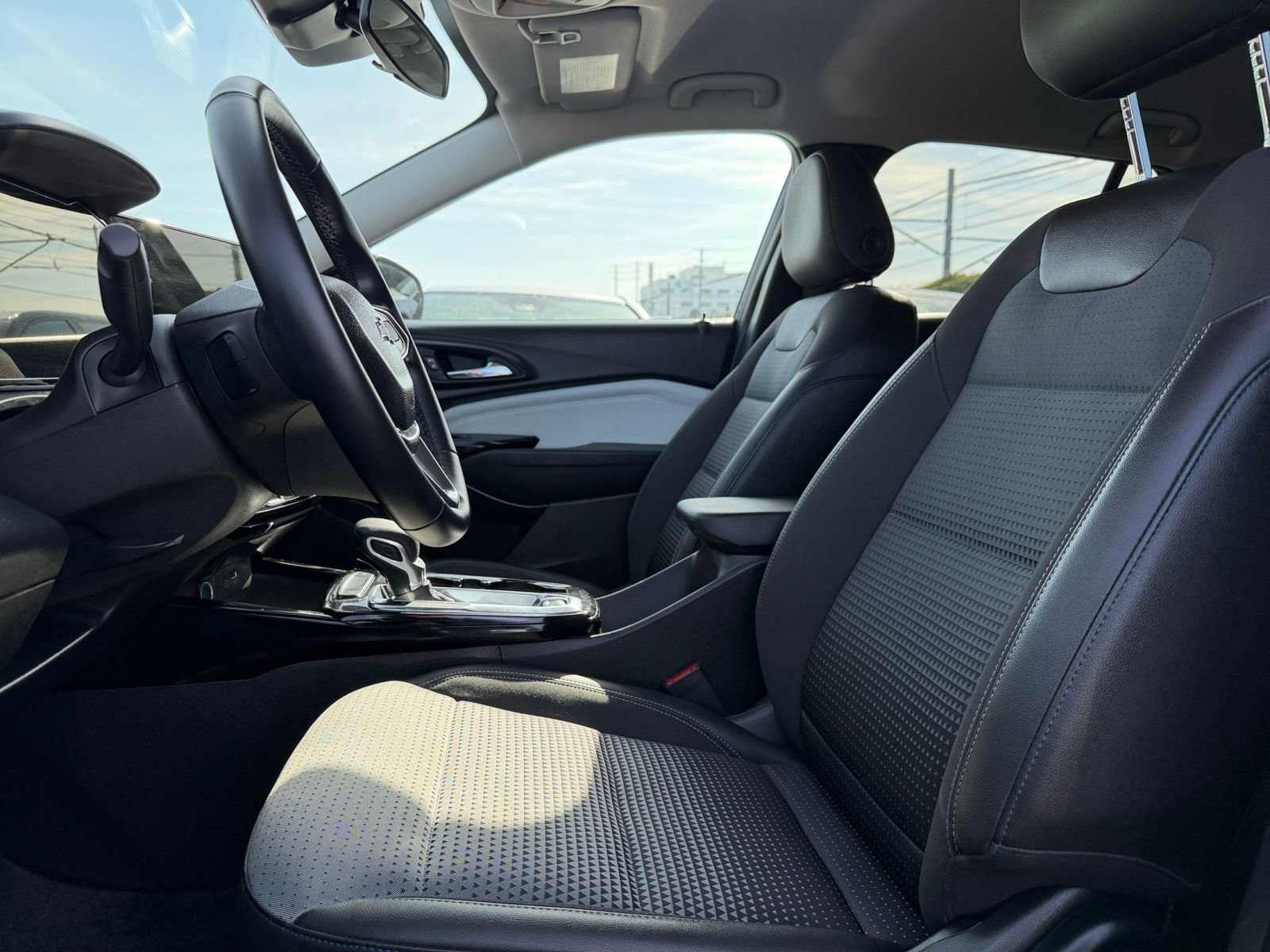 Thumbnail: 2025 Chevrolet Trax - 24