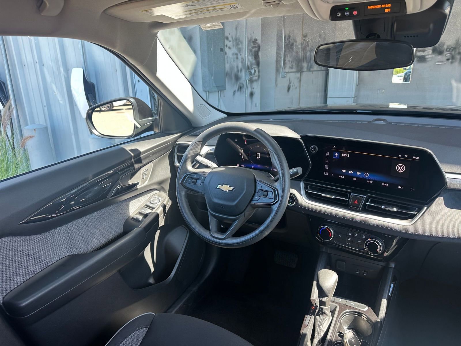 Thumbnail: 2024 Chevrolet TrailBlazer - 32
