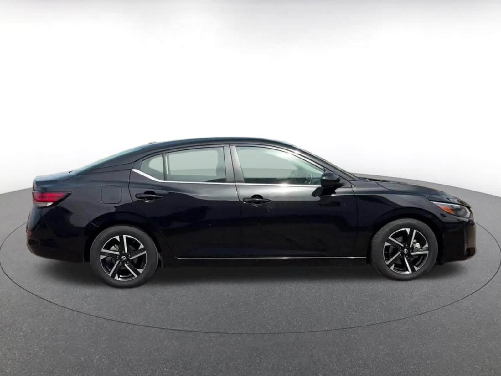 Thumbnail: 2025 Nissan Sentra - 16