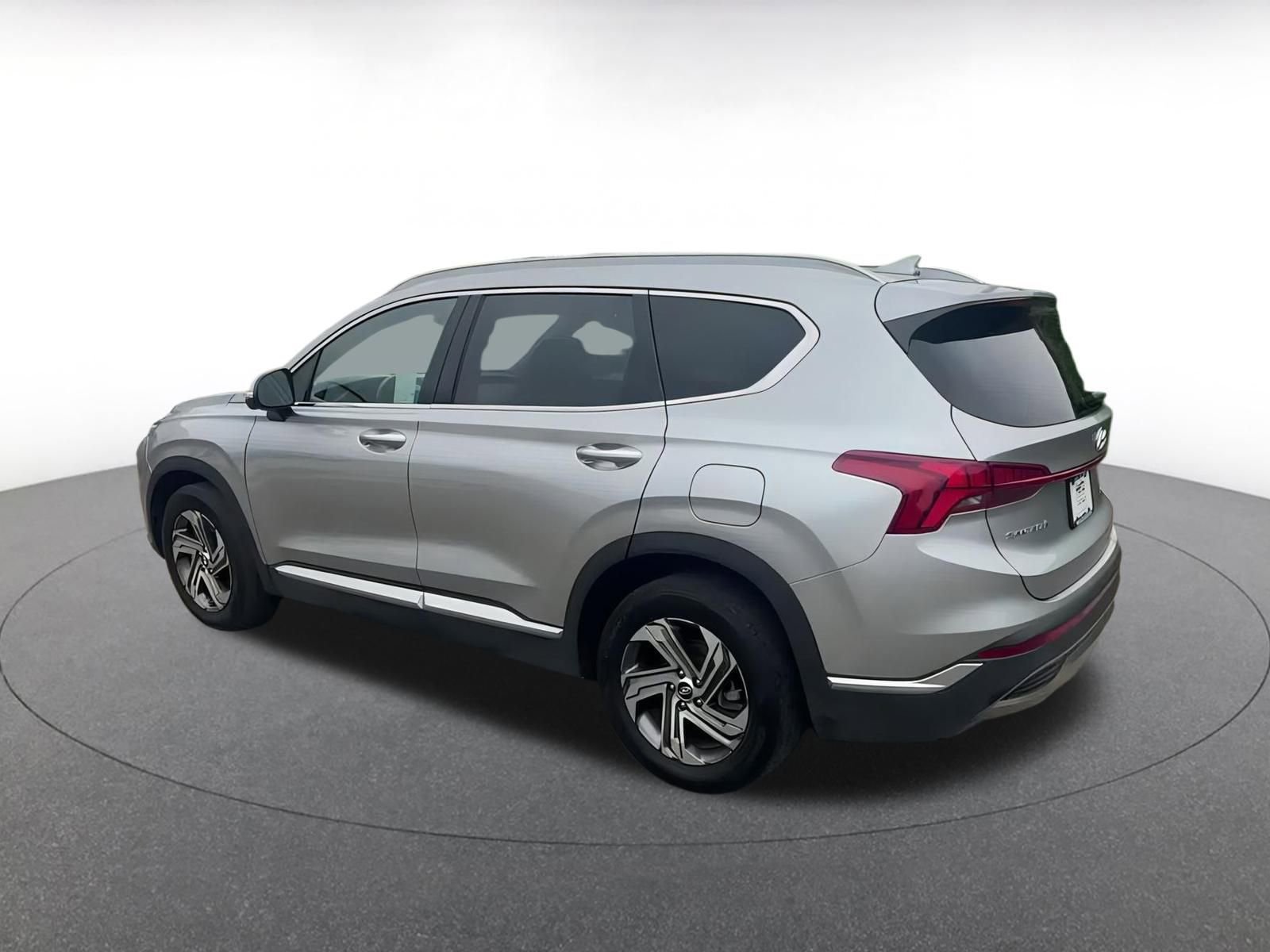 Thumbnail: 2023 Hyundai Santa Fe - 10