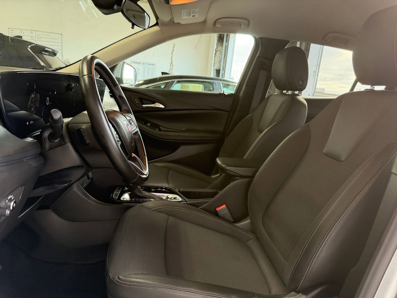 Thumbnail: 2025 Buick Encore GX - 24