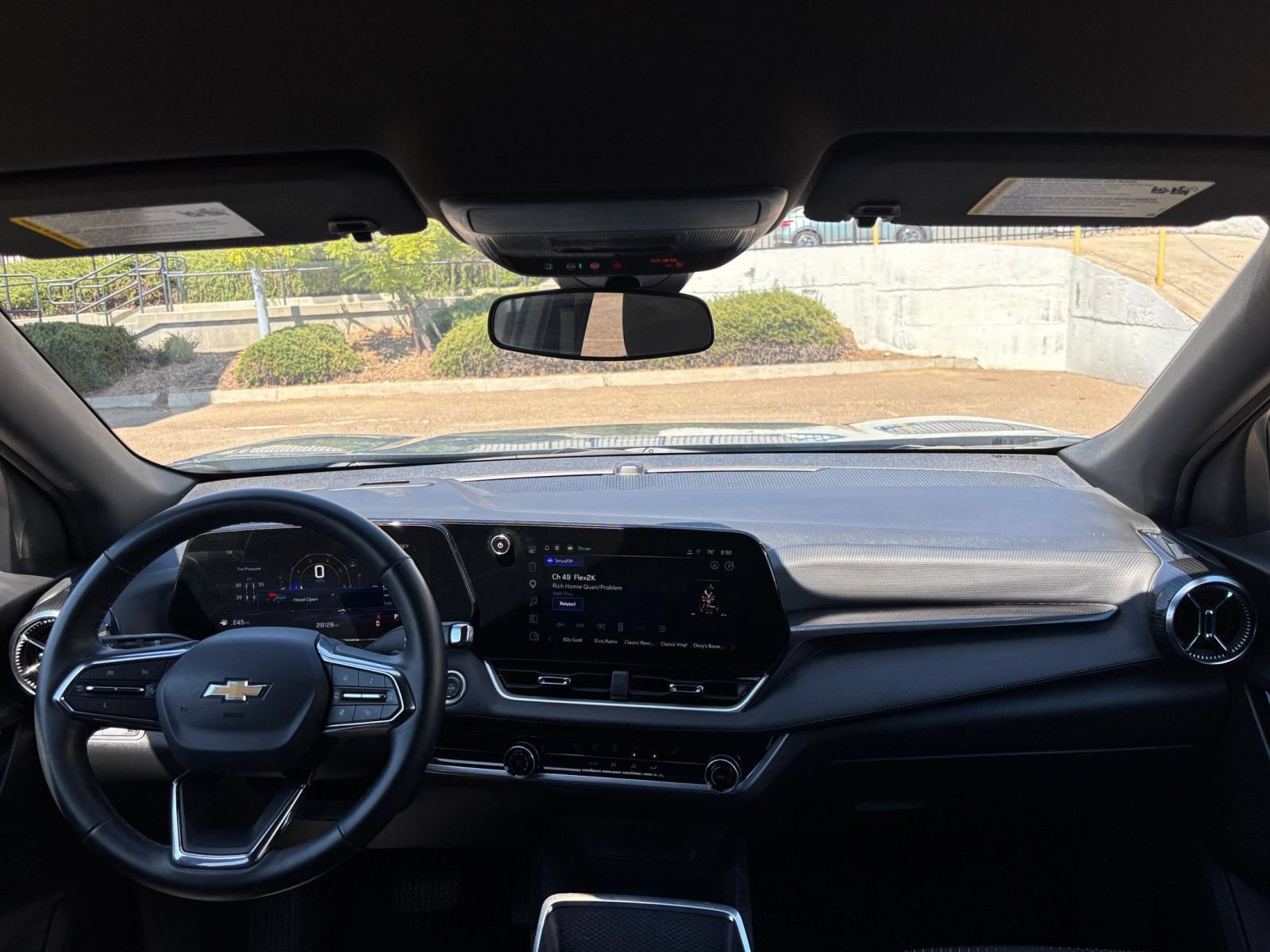 Thumbnail: 2025 Chevrolet Equinox - 33