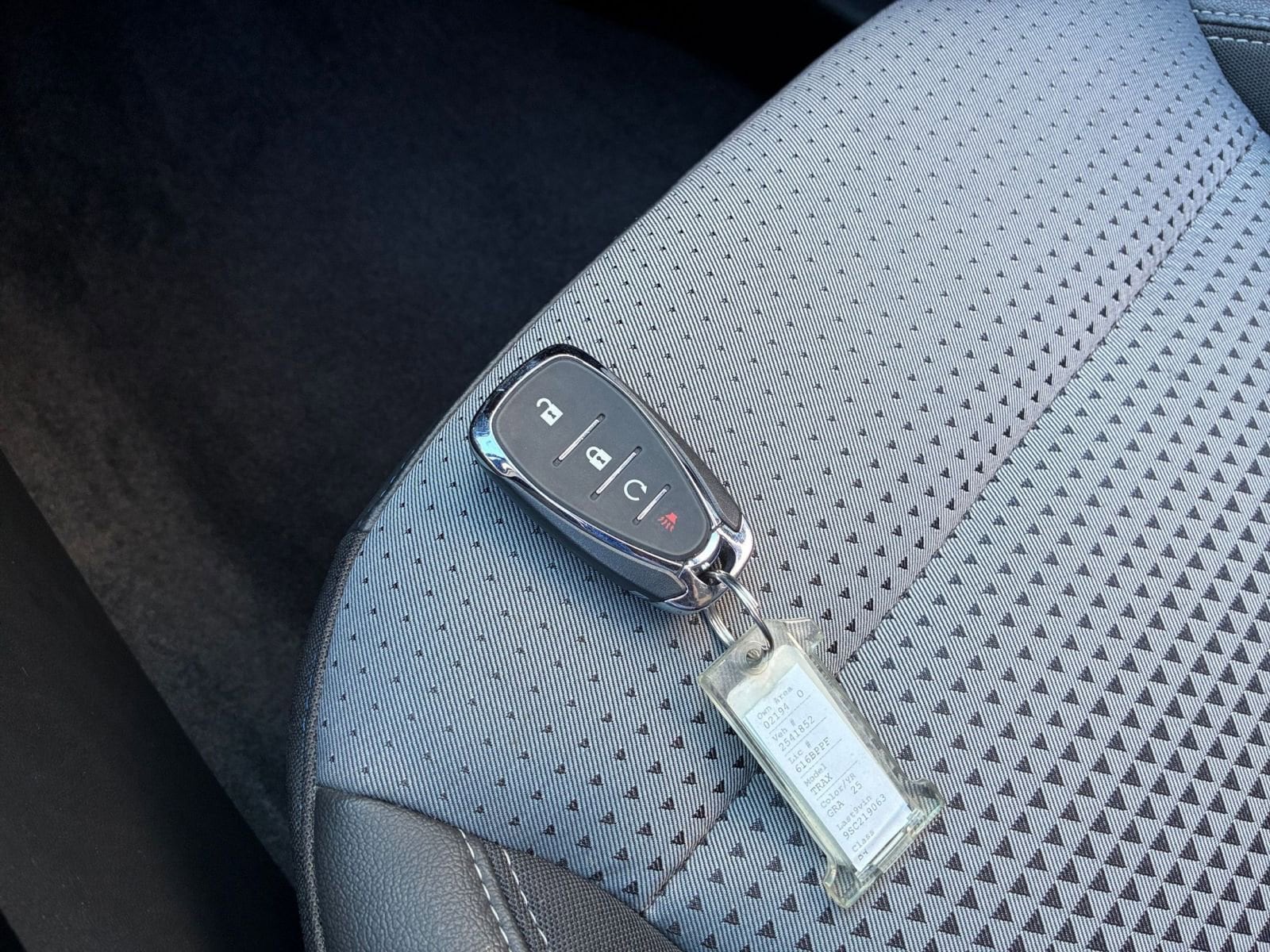 Thumbnail: 2025 Chevrolet Trax - 21