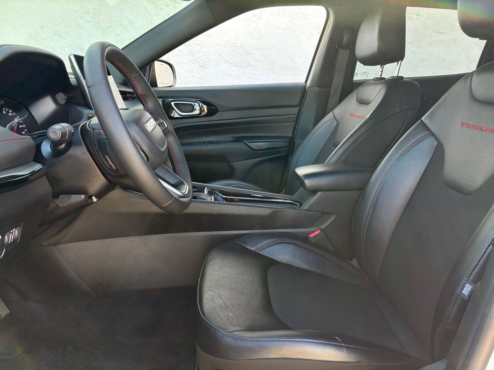 Thumbnail: 2025 Jeep Compass - 25