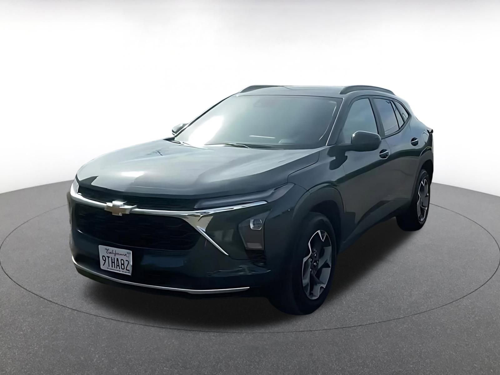 Thumbnail: 2025 Chevrolet Trax - 7