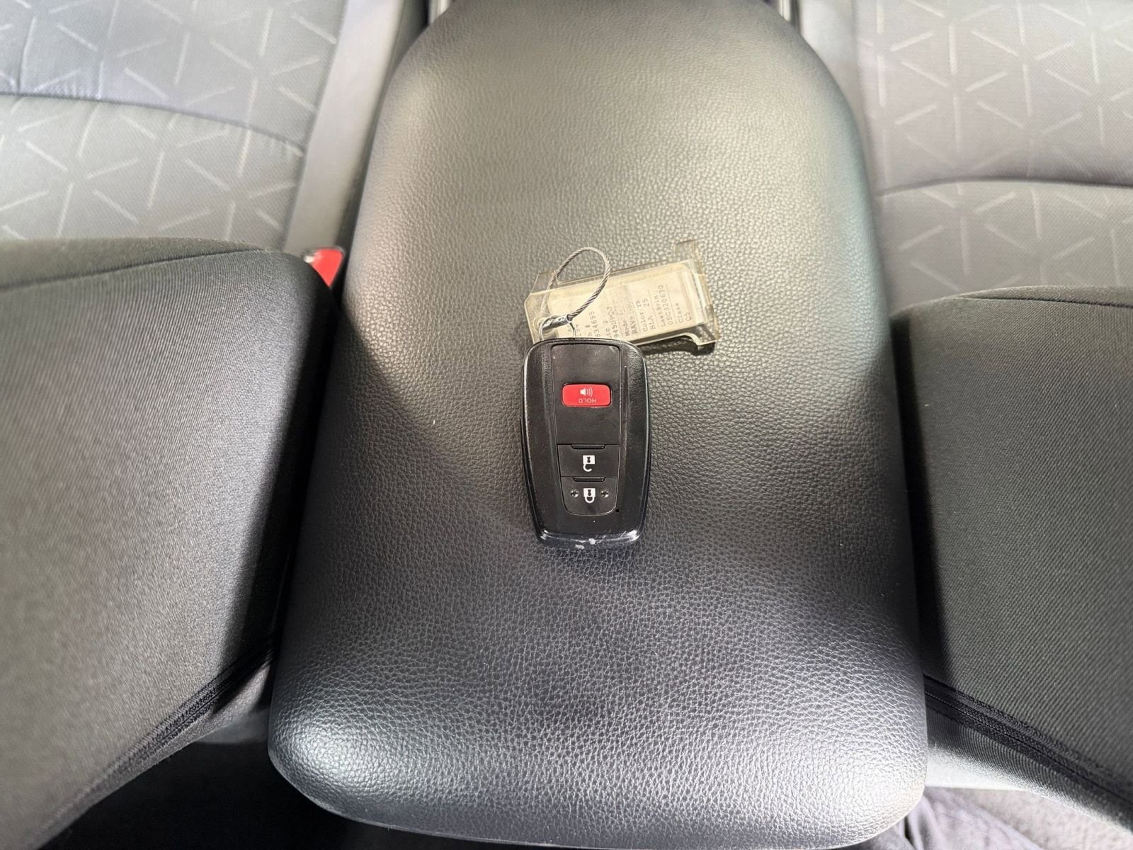 Thumbnail: 2025 Toyota RAV4 - 22