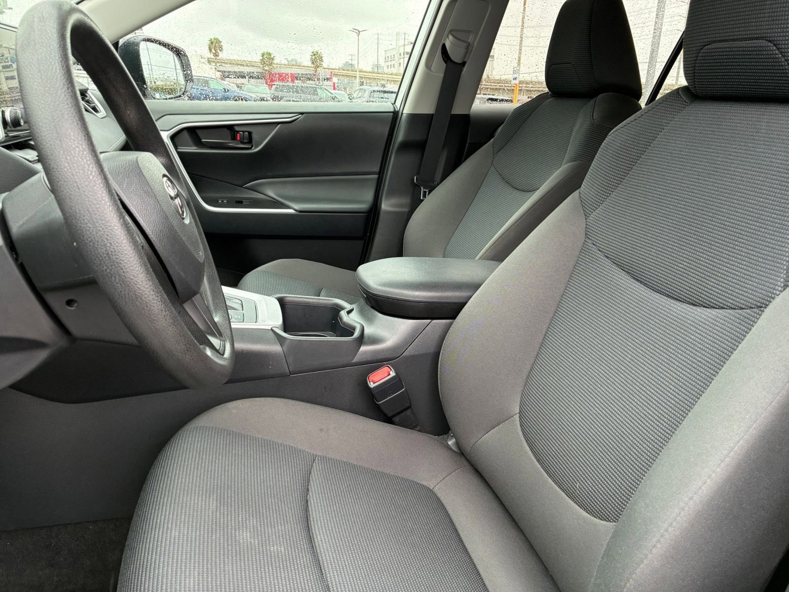 Thumbnail: 2025 Toyota RAV4 - 25