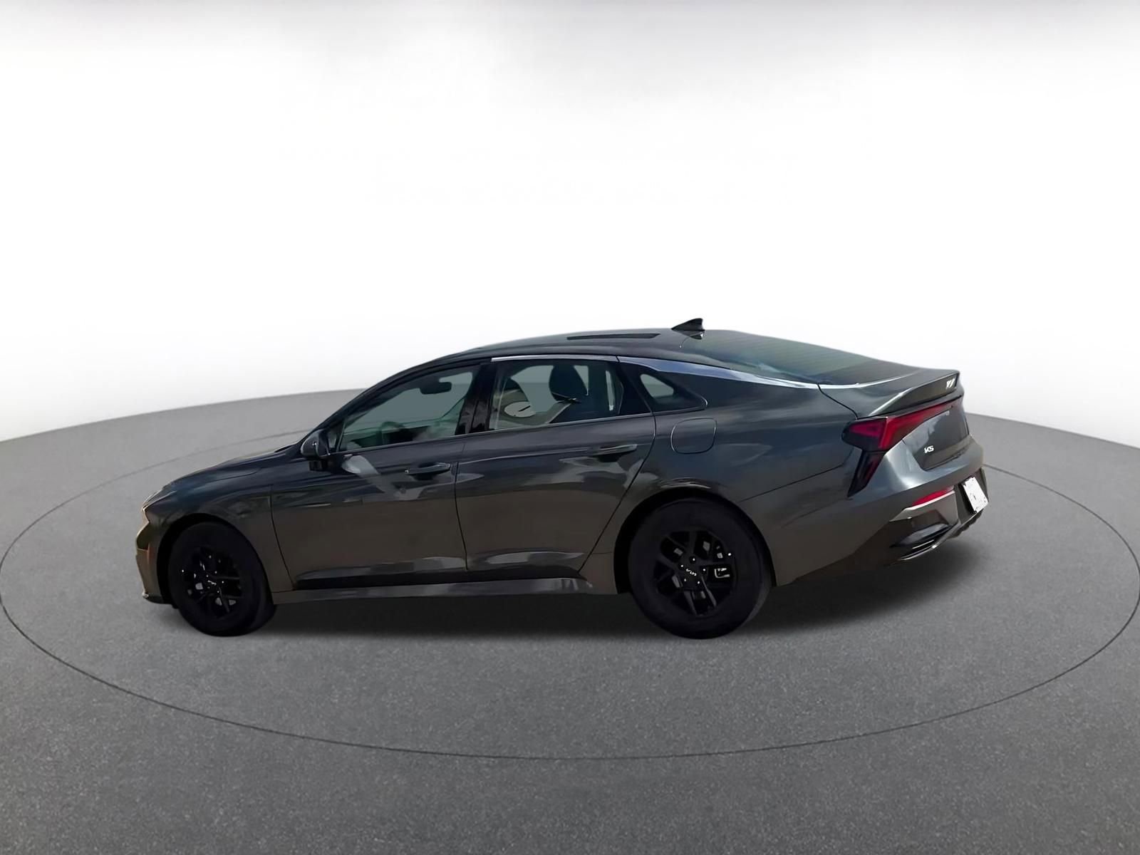 Thumbnail: 2025 Kia K5 - 10