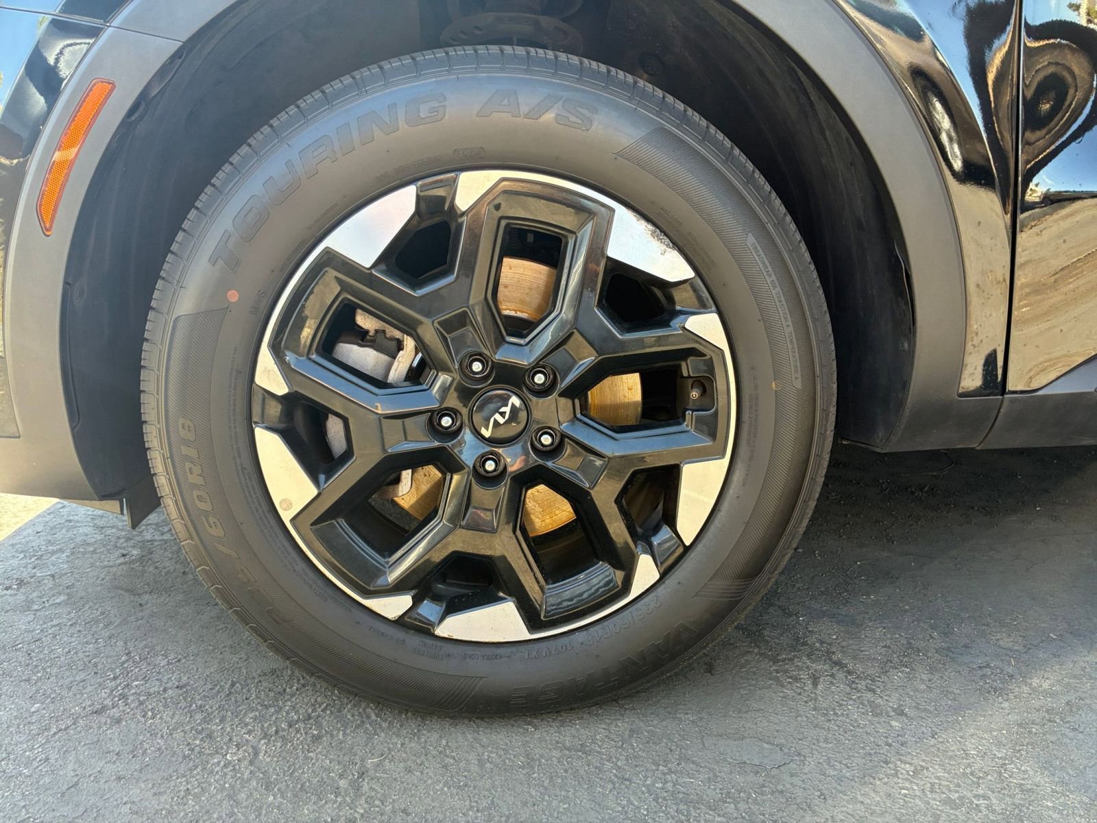 Thumbnail: 2024 Kia Sorento - 33