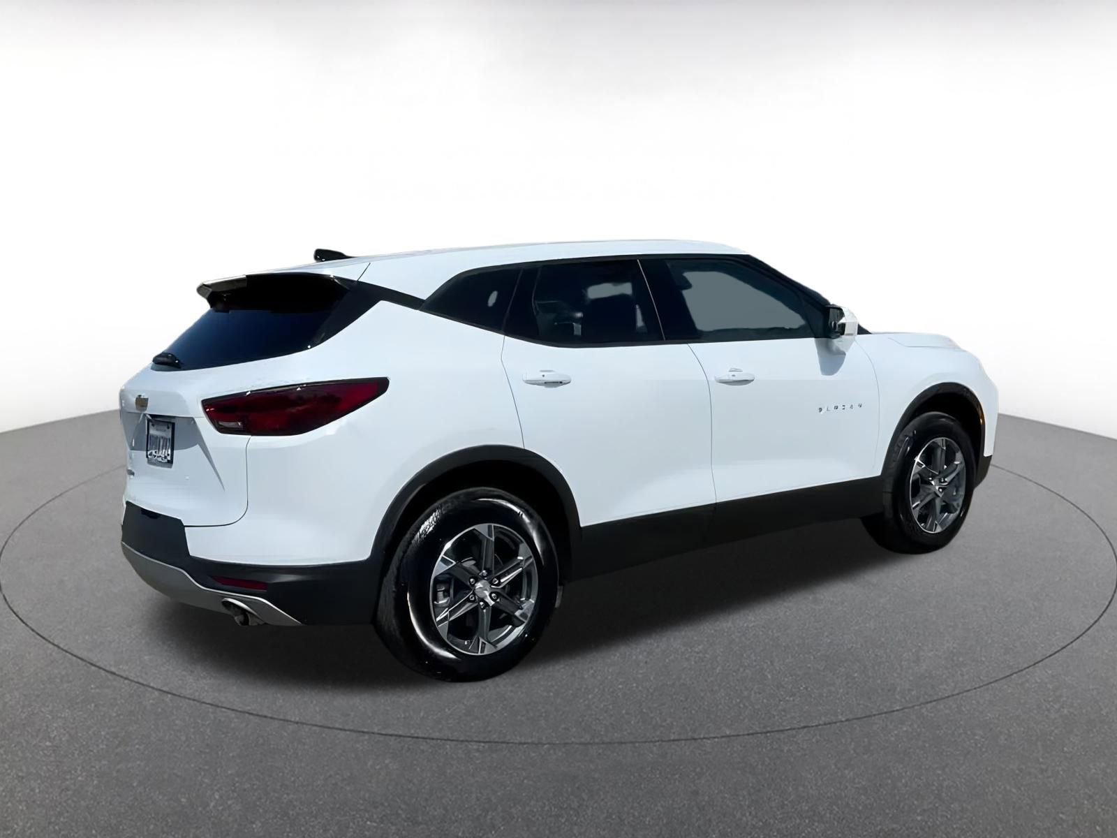 Thumbnail: 2025 Chevrolet Blazer - 12