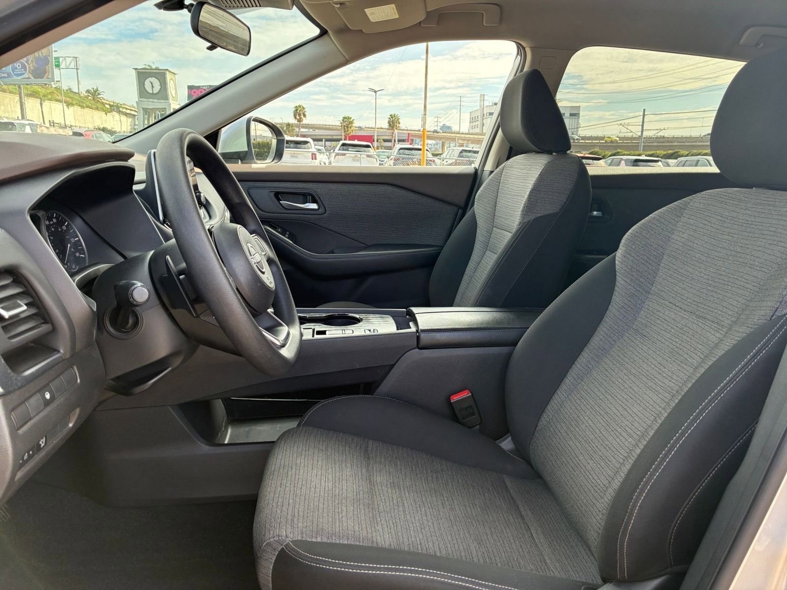 Thumbnail: 2023 Nissan Rogue - 28