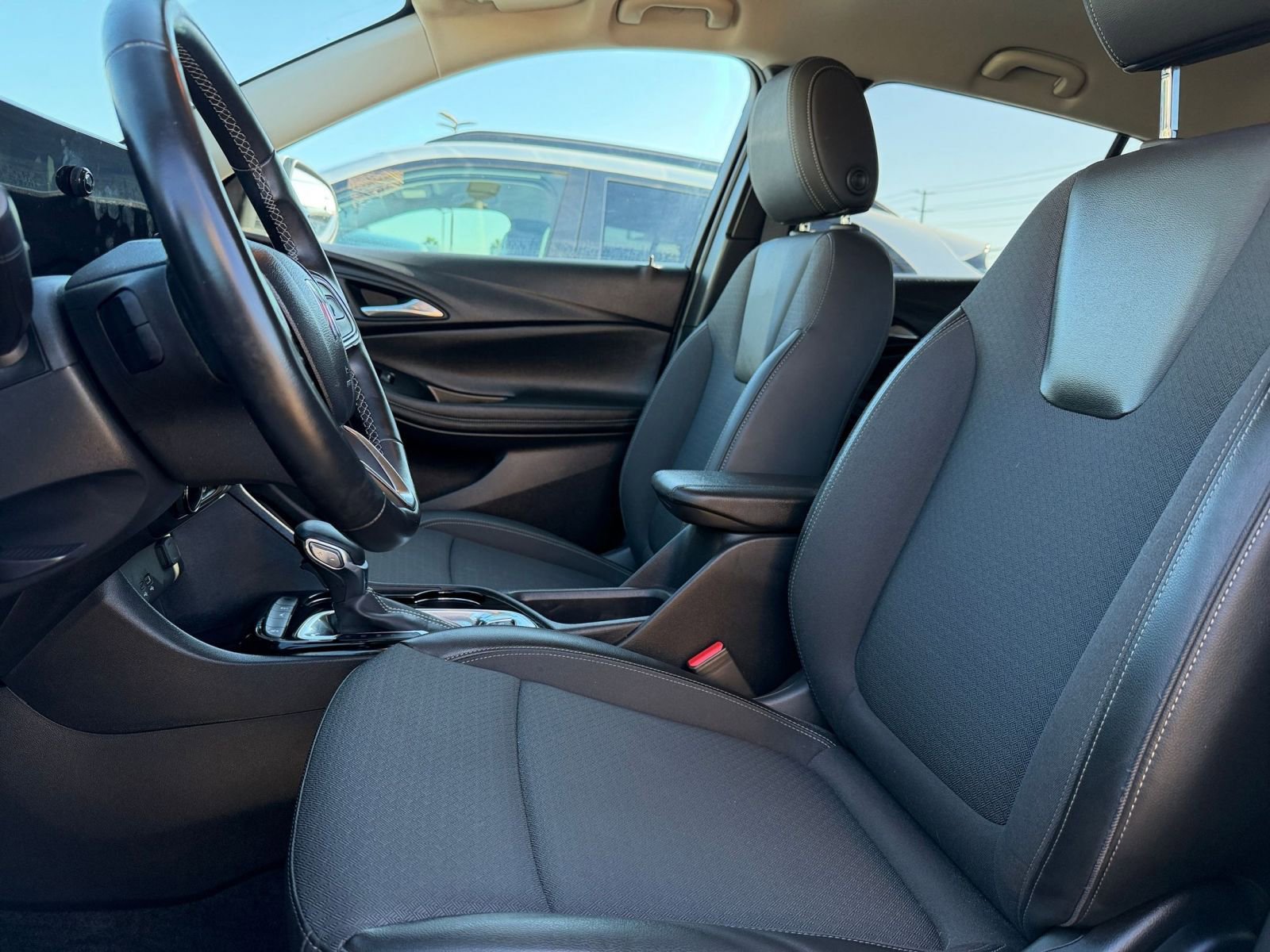 Thumbnail: 2025 Buick Encore GX - 24