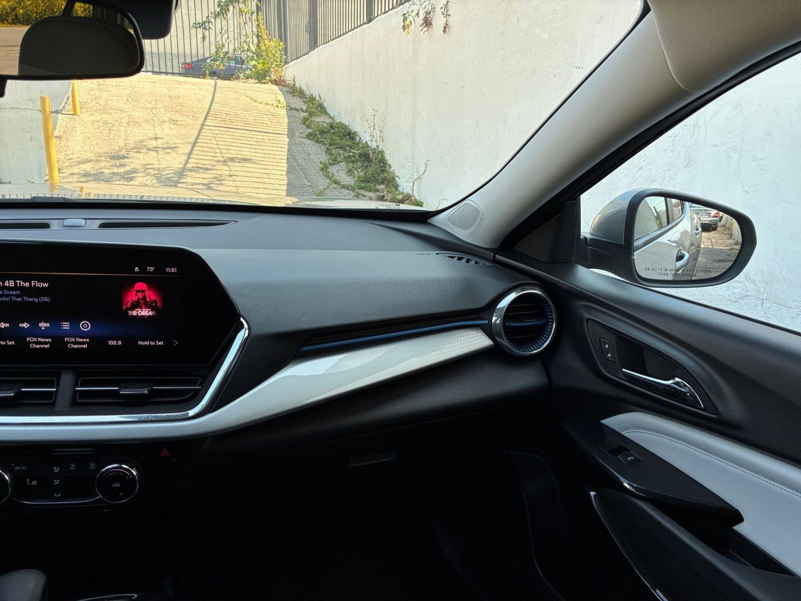 Thumbnail: 2025 Chevrolet Trax - 34