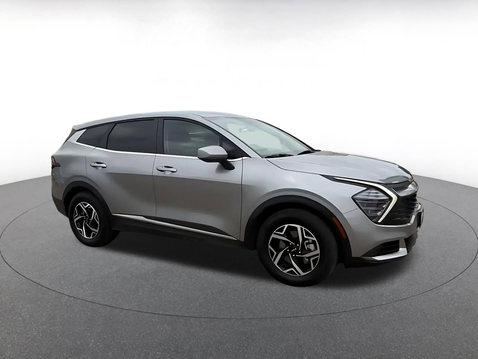 Thumbnail: 2025 Kia Sportage - 2