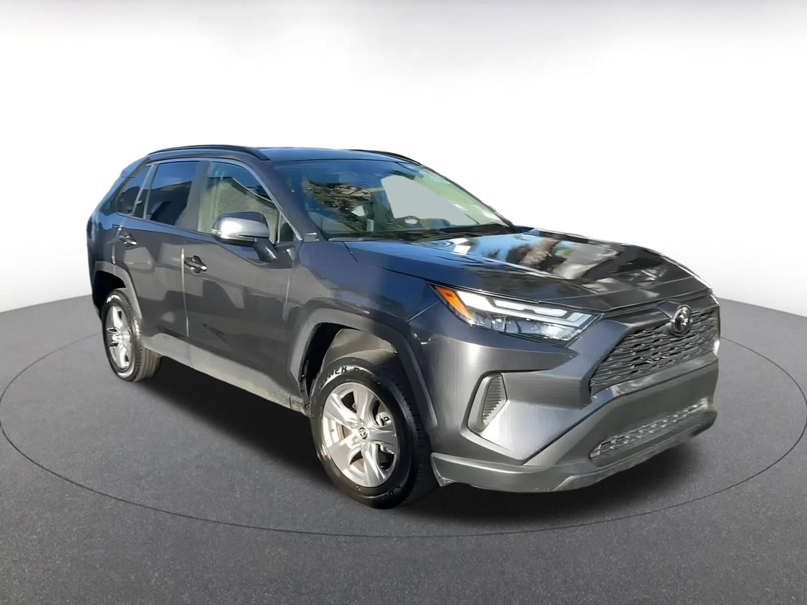Thumbnail: 2025 Toyota RAV4 - 3