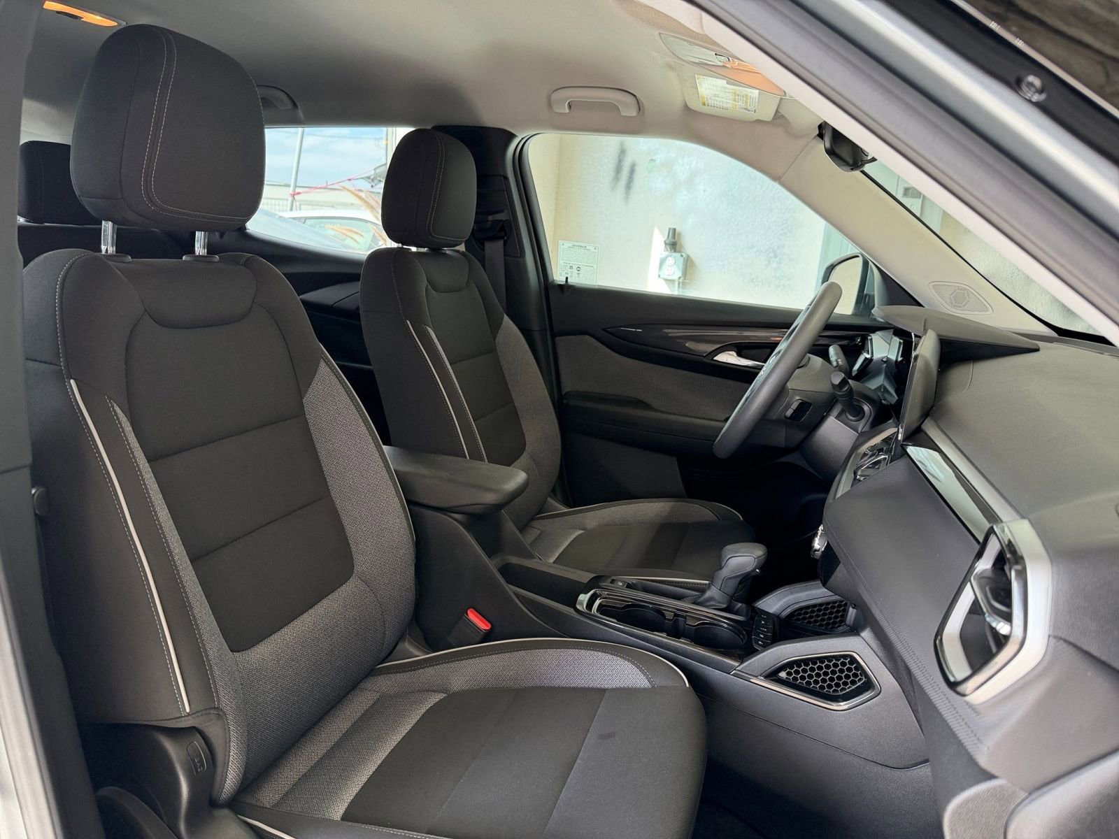 Thumbnail: 2025 Chevrolet TrailBlazer - 34