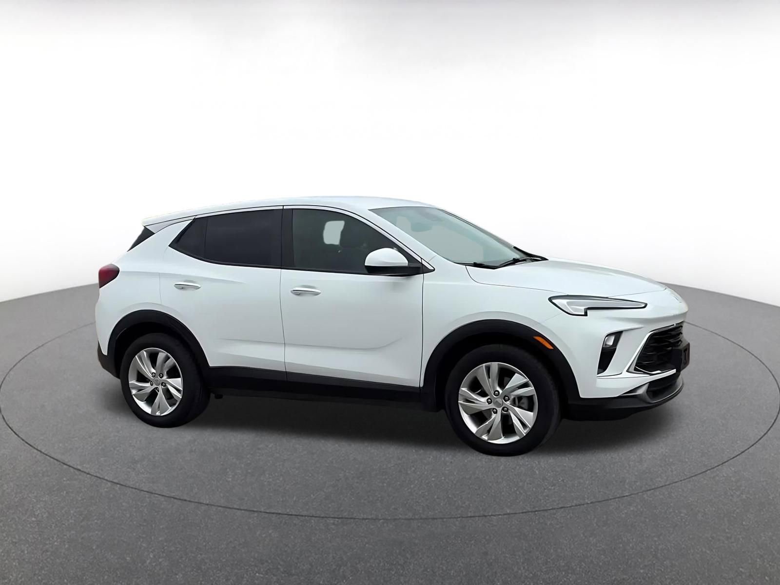 Thumbnail: 2025 Buick Encore GX - 2