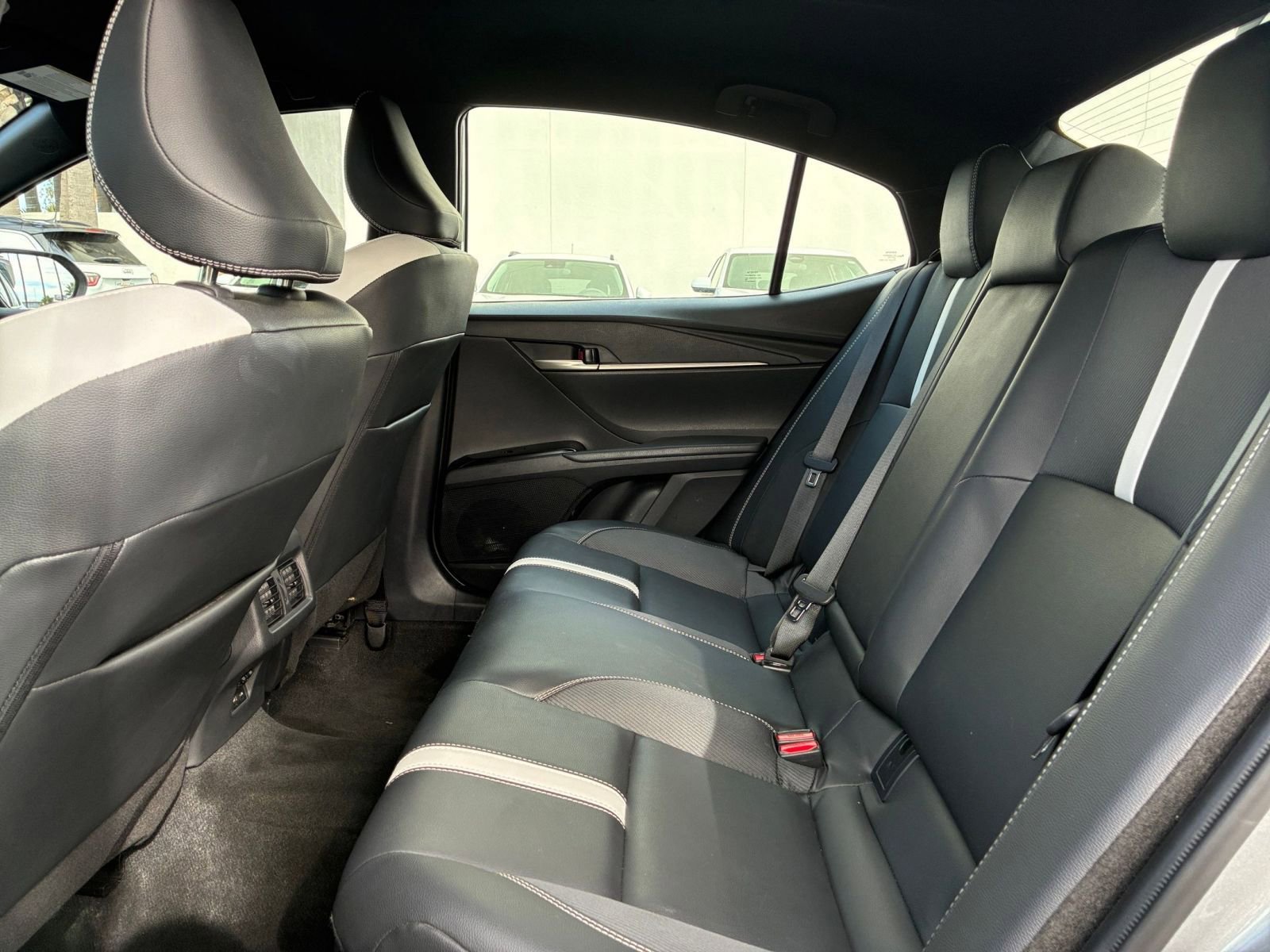 Thumbnail: 2025 Toyota Camry - 25