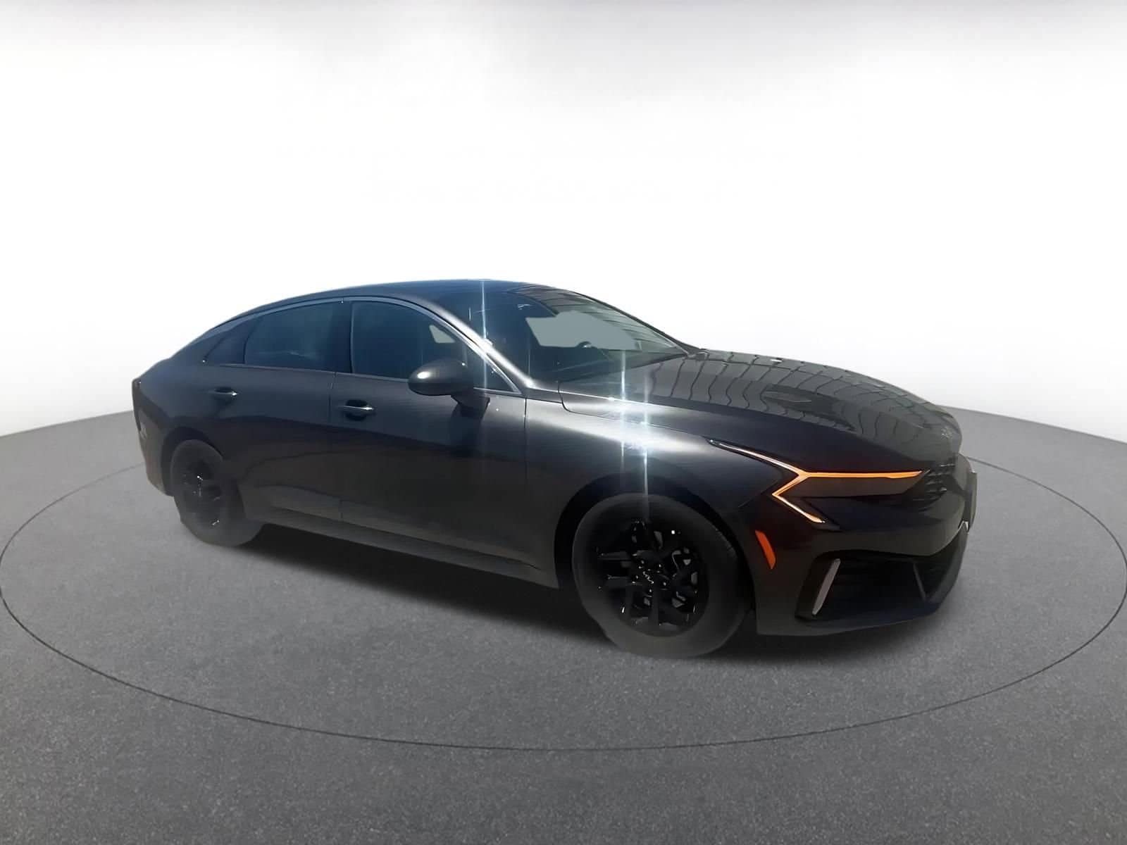 Thumbnail: 2025 Kia K5 - 2