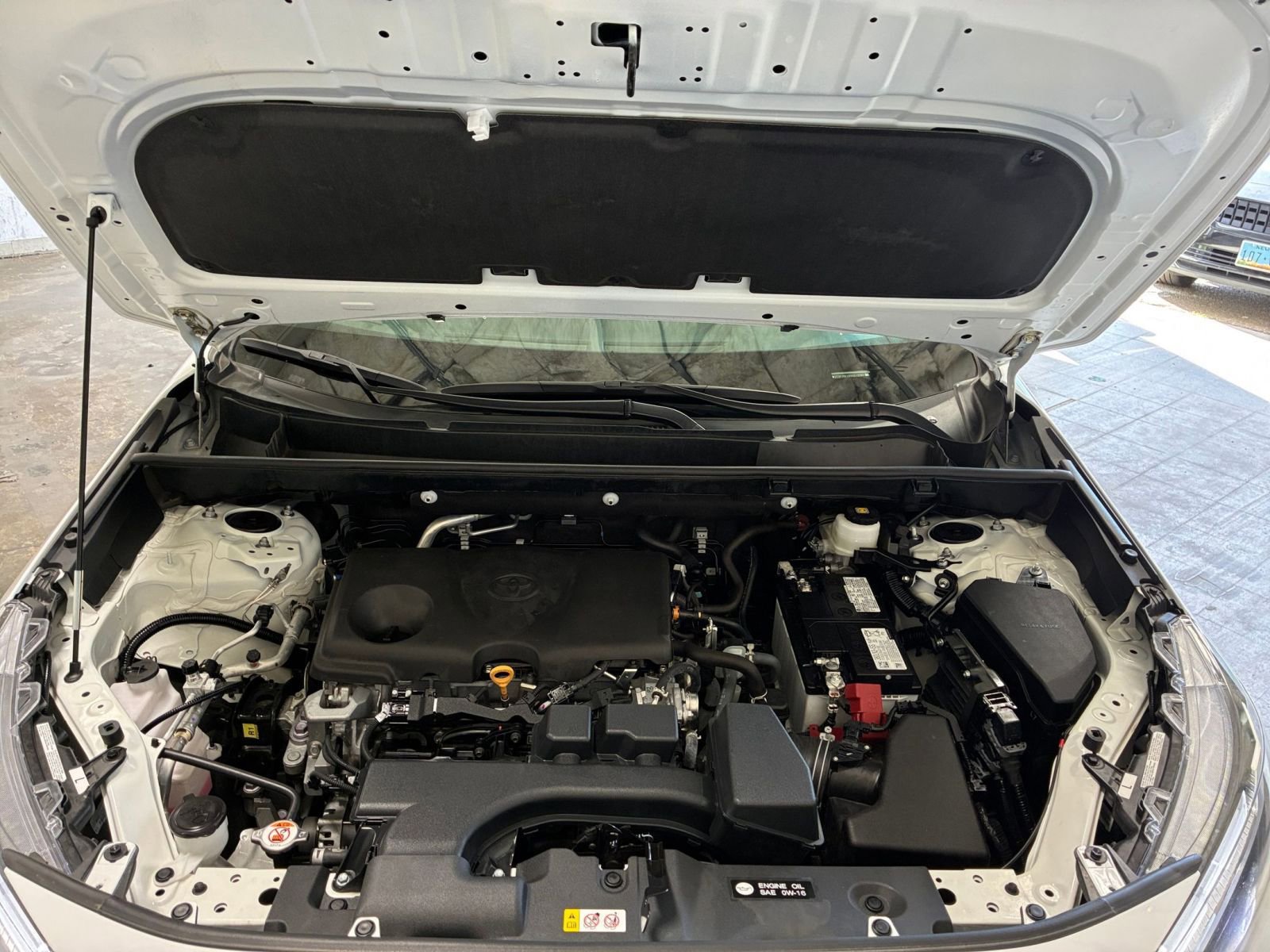 Thumbnail: 2025 Toyota RAV4 - 34