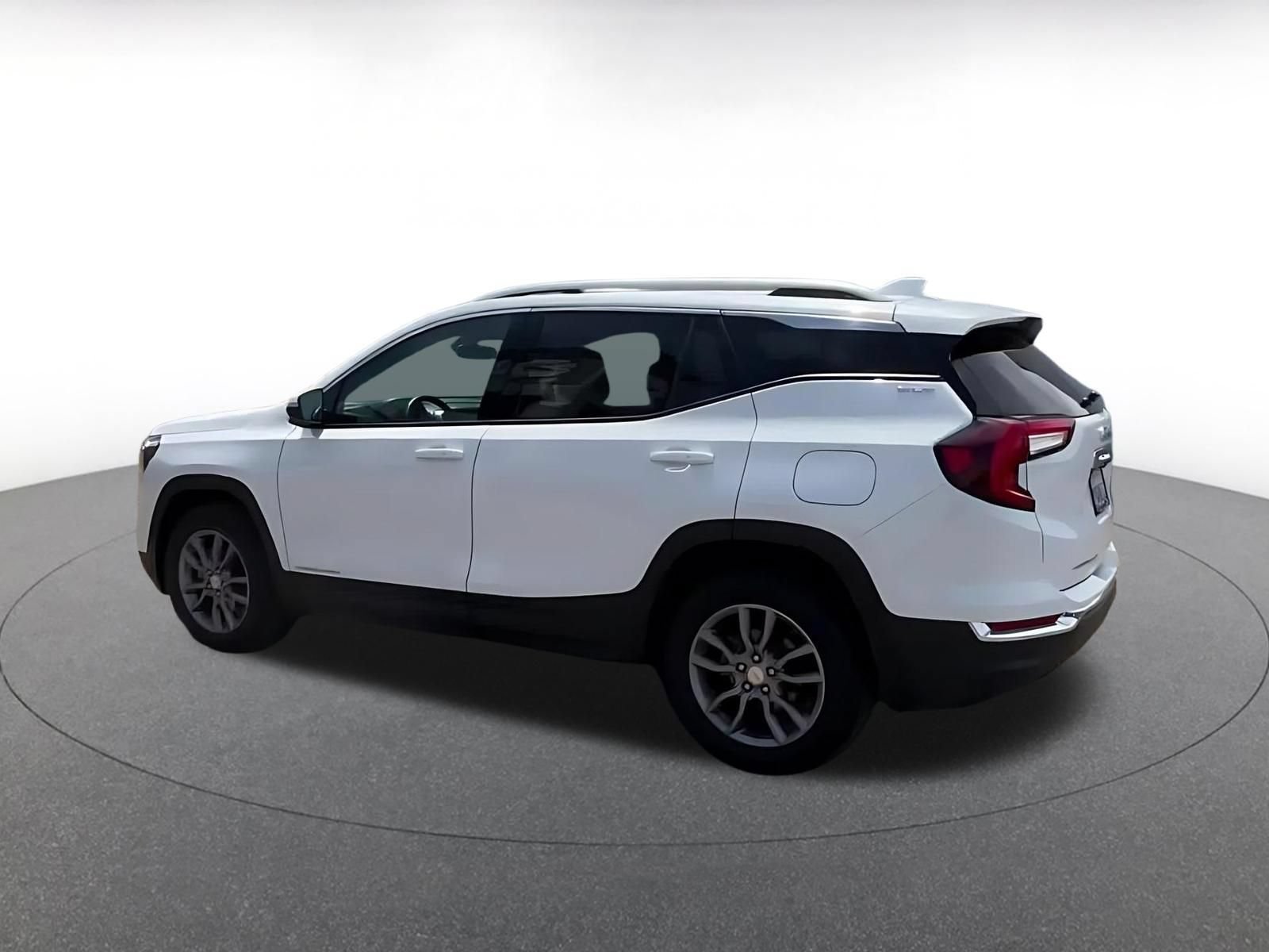 Thumbnail: 2024 GMC Terrain - 9