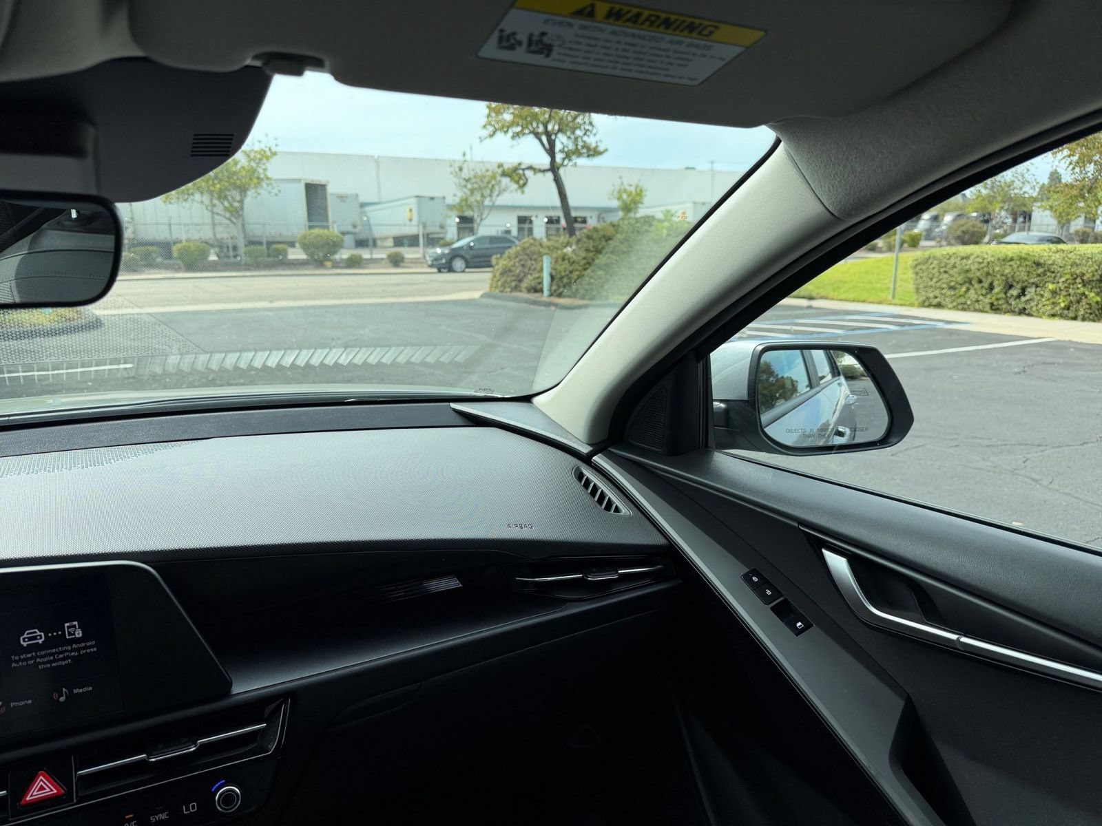 Thumbnail: 2026 Kia Niro - 28