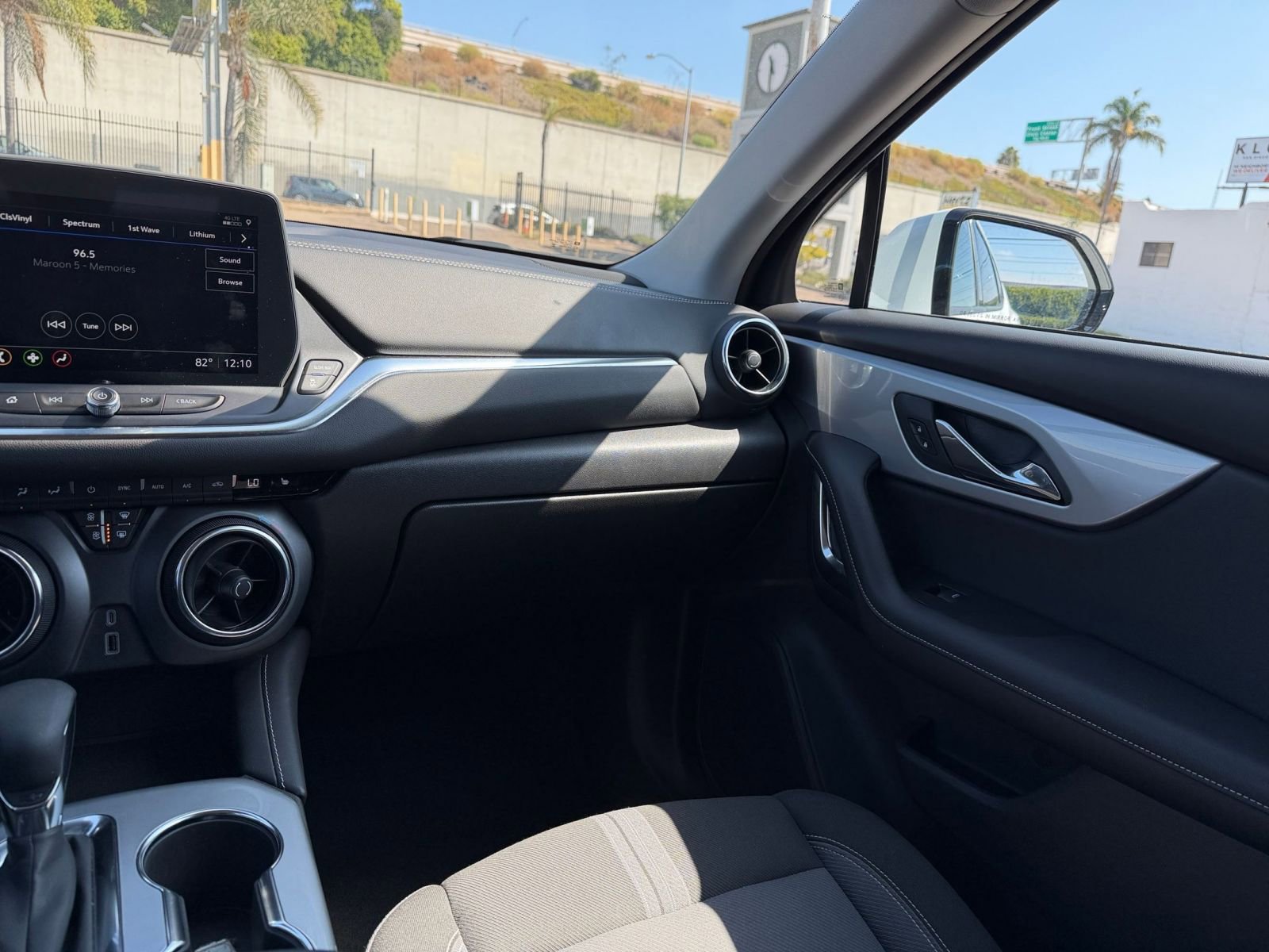 Thumbnail: 2025 Chevrolet Blazer - 35