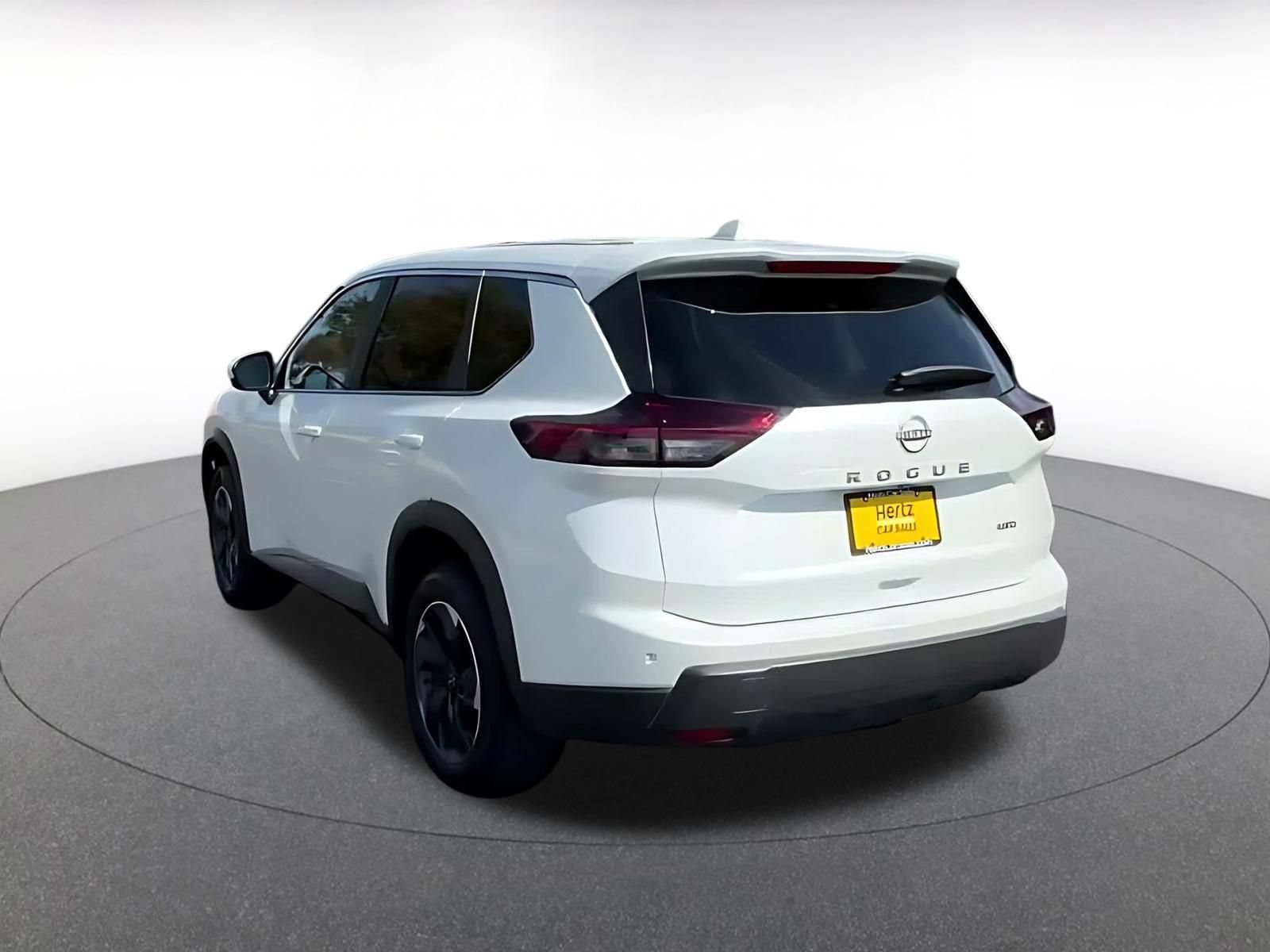 Thumbnail: 2025 Nissan Rogue - 9