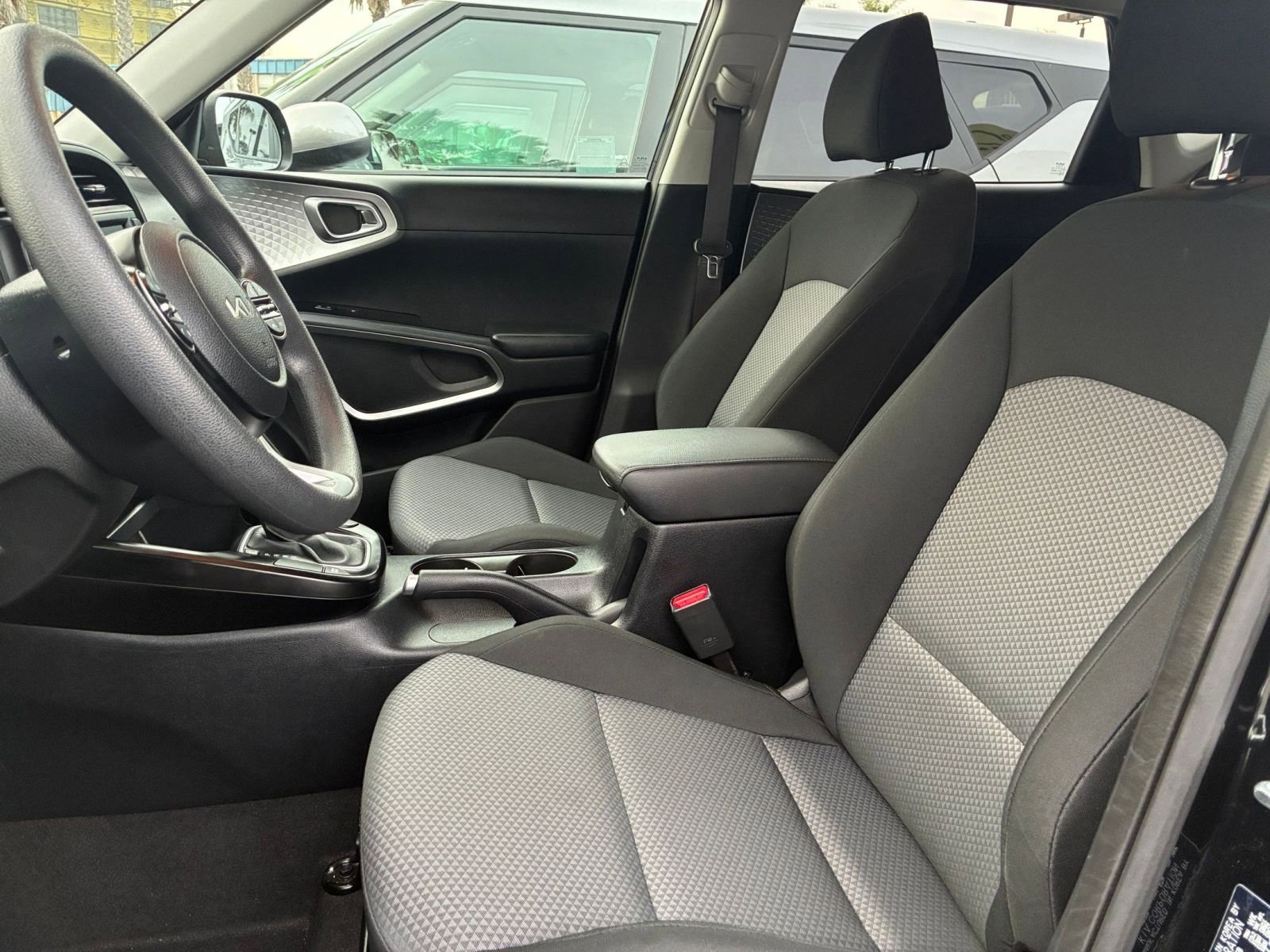 Thumbnail: 2025 Kia Soul - 24