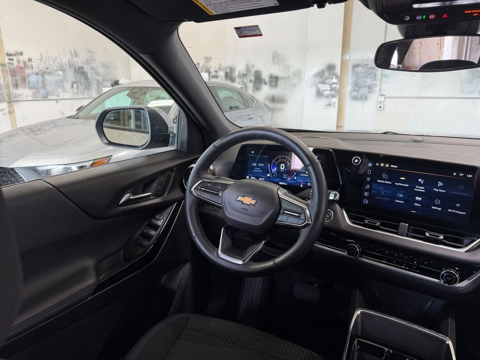 Thumbnail: 2025 Chevrolet Equinox - 33