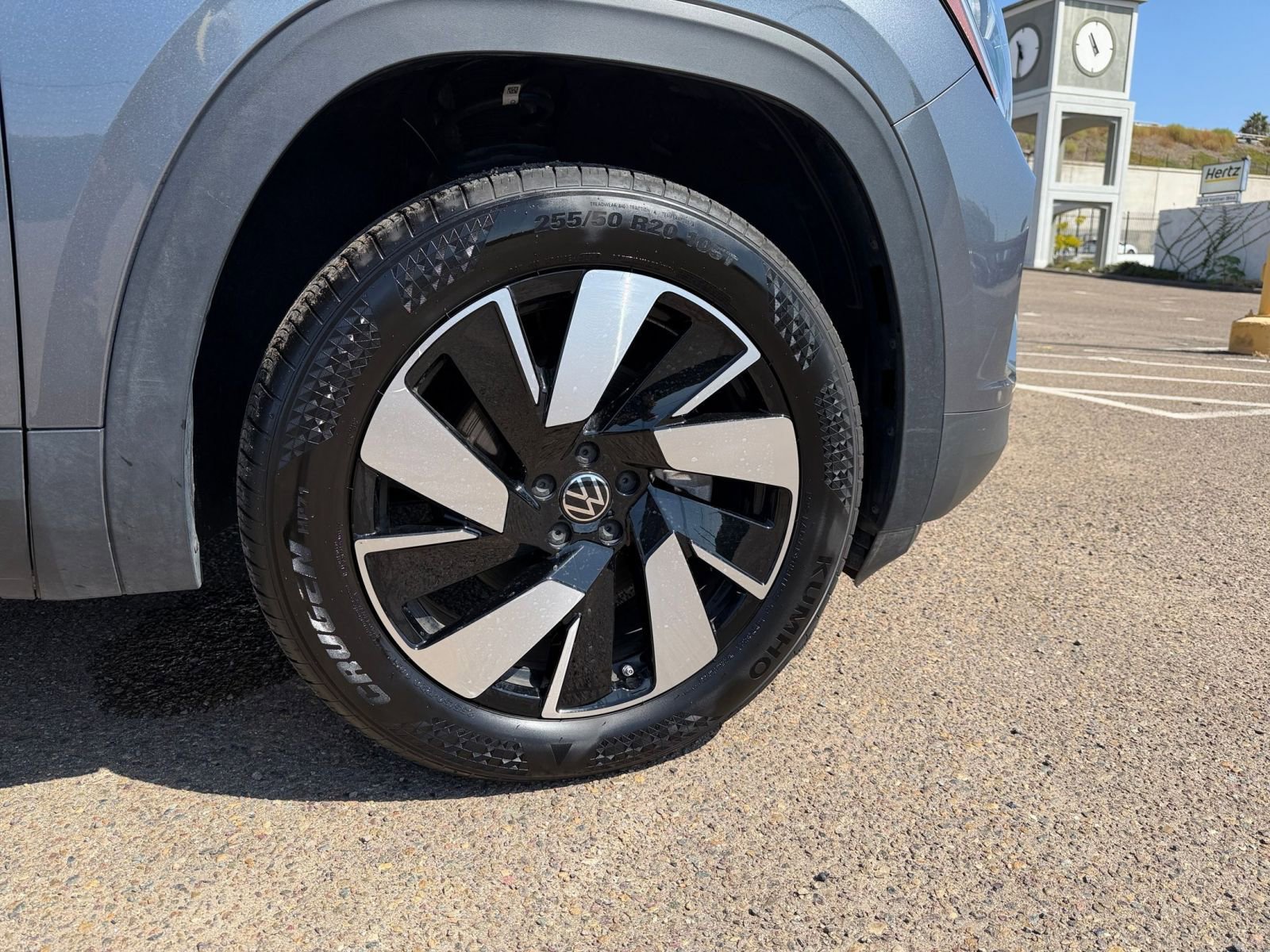 Thumbnail: 2025 Volkswagen Atlas - 30