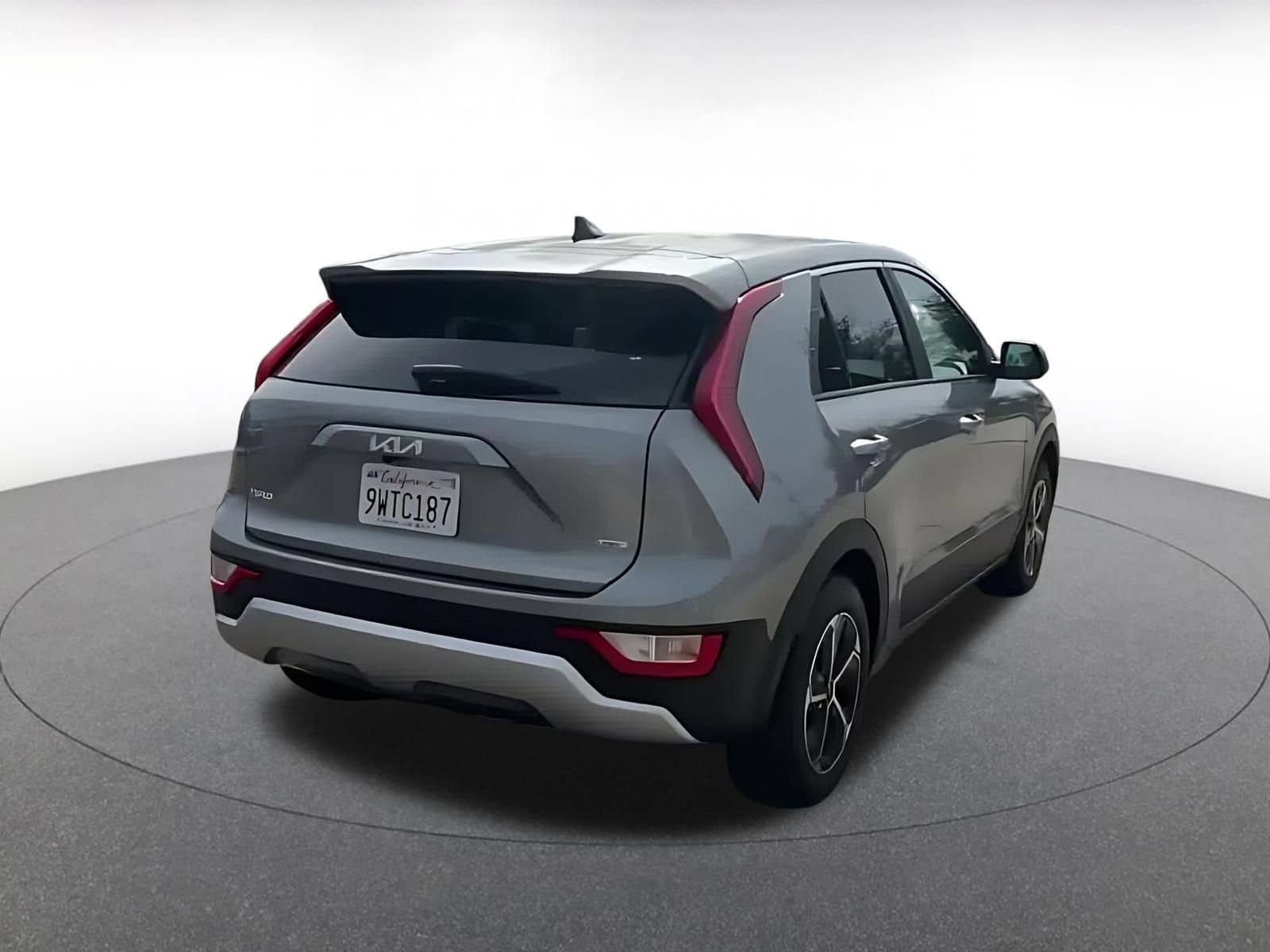 Thumbnail: 2026 Kia Niro - 11