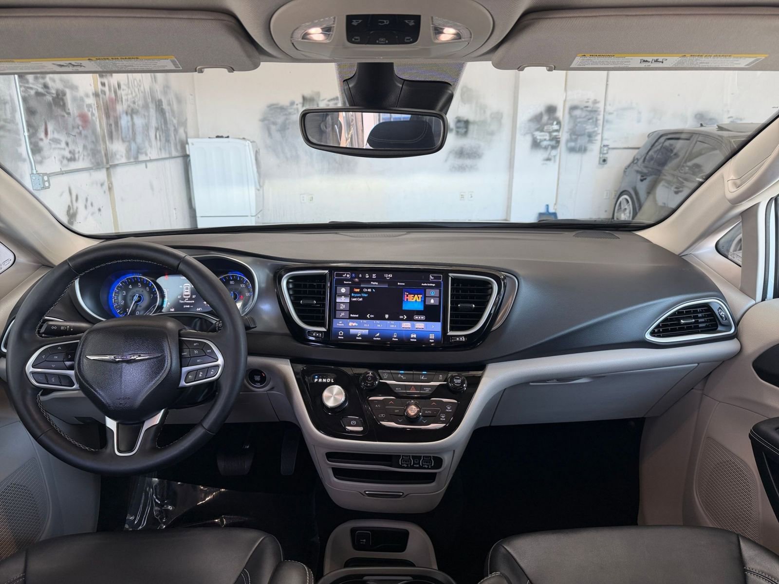 Thumbnail: 2024 Chrysler Pacifica - 34