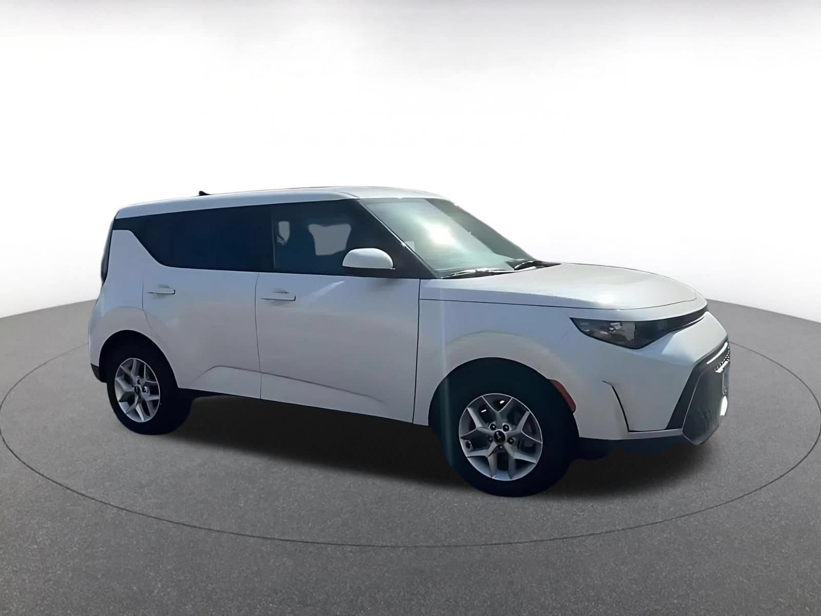 Thumbnail: 2025 Kia Soul - 2