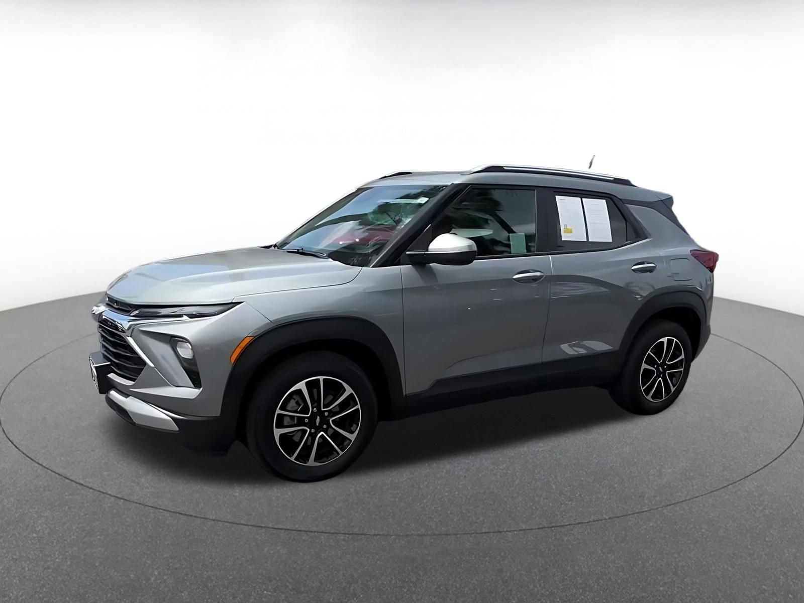 Thumbnail: 2025 Chevrolet TrailBlazer - 8