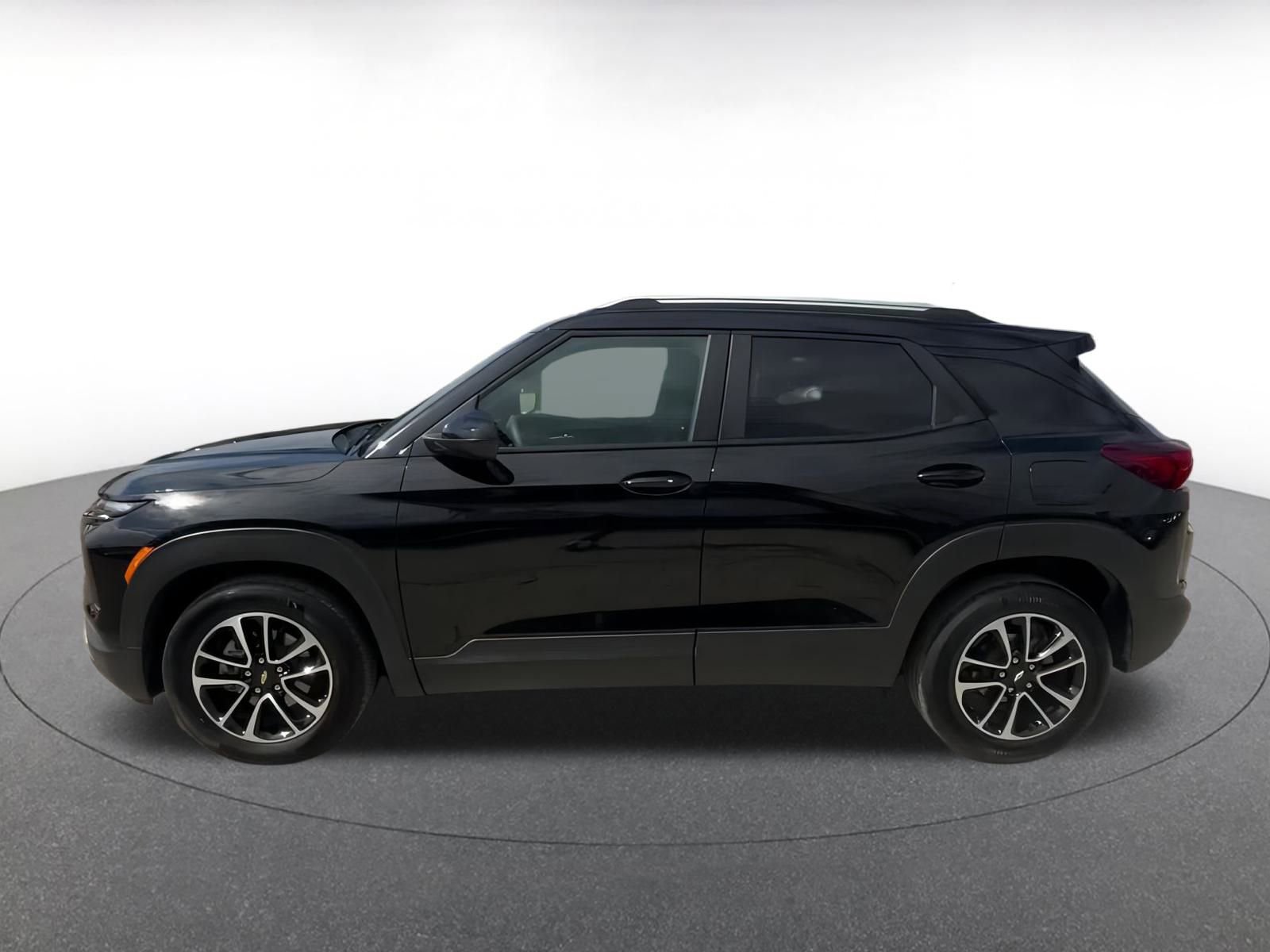 Thumbnail: 2024 Chevrolet TrailBlazer - 9