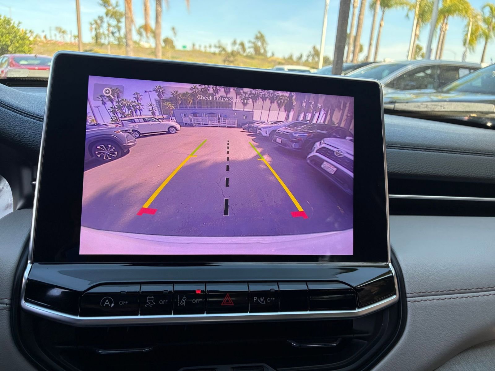 Thumbnail: 2025 Jeep Compass - 24