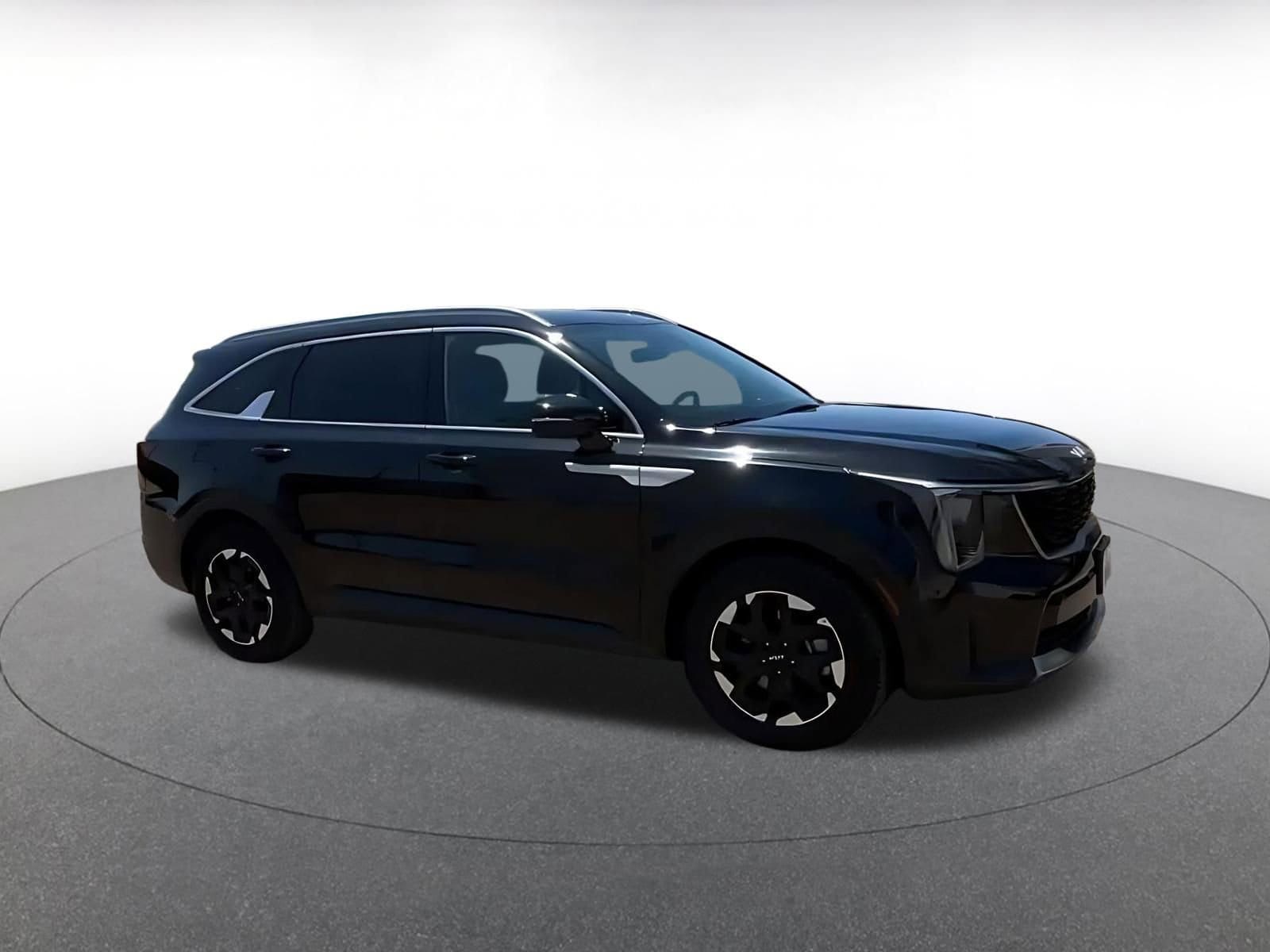 Thumbnail: 2024 Kia Sorento - 2