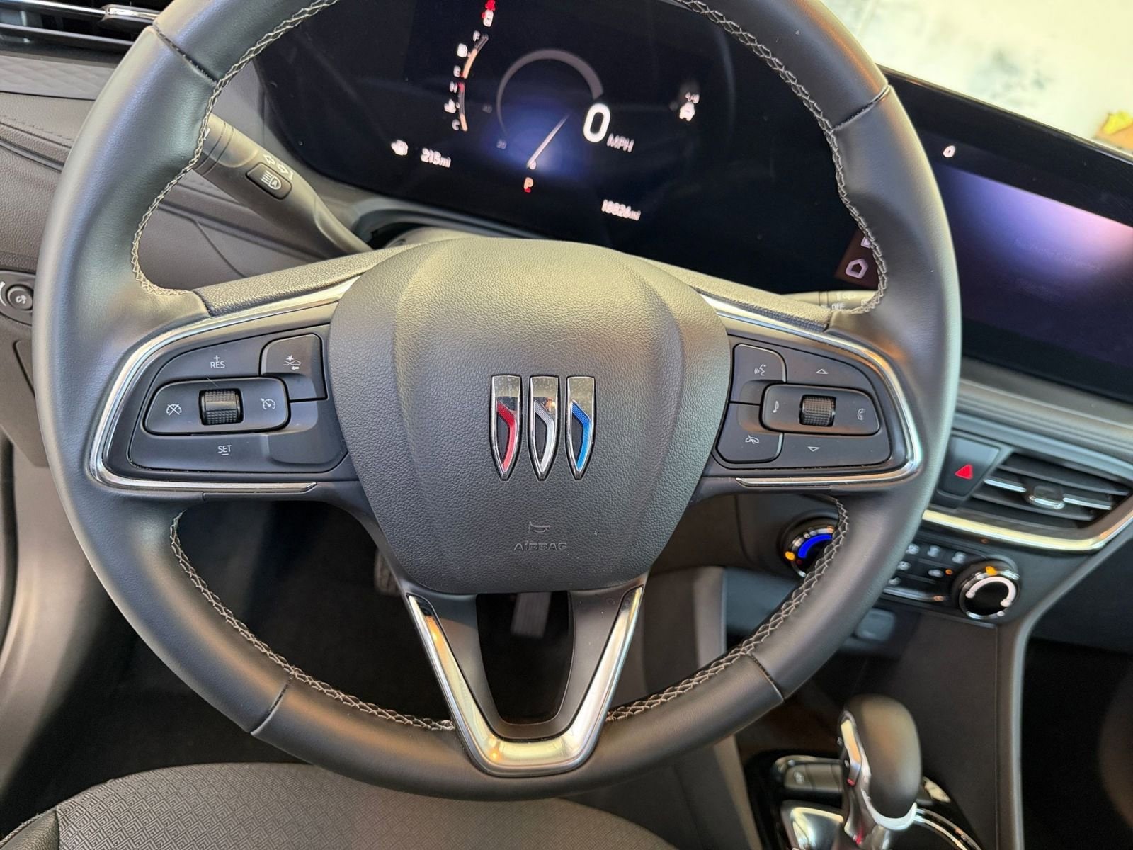 Thumbnail: 2025 Buick Encore GX - 25