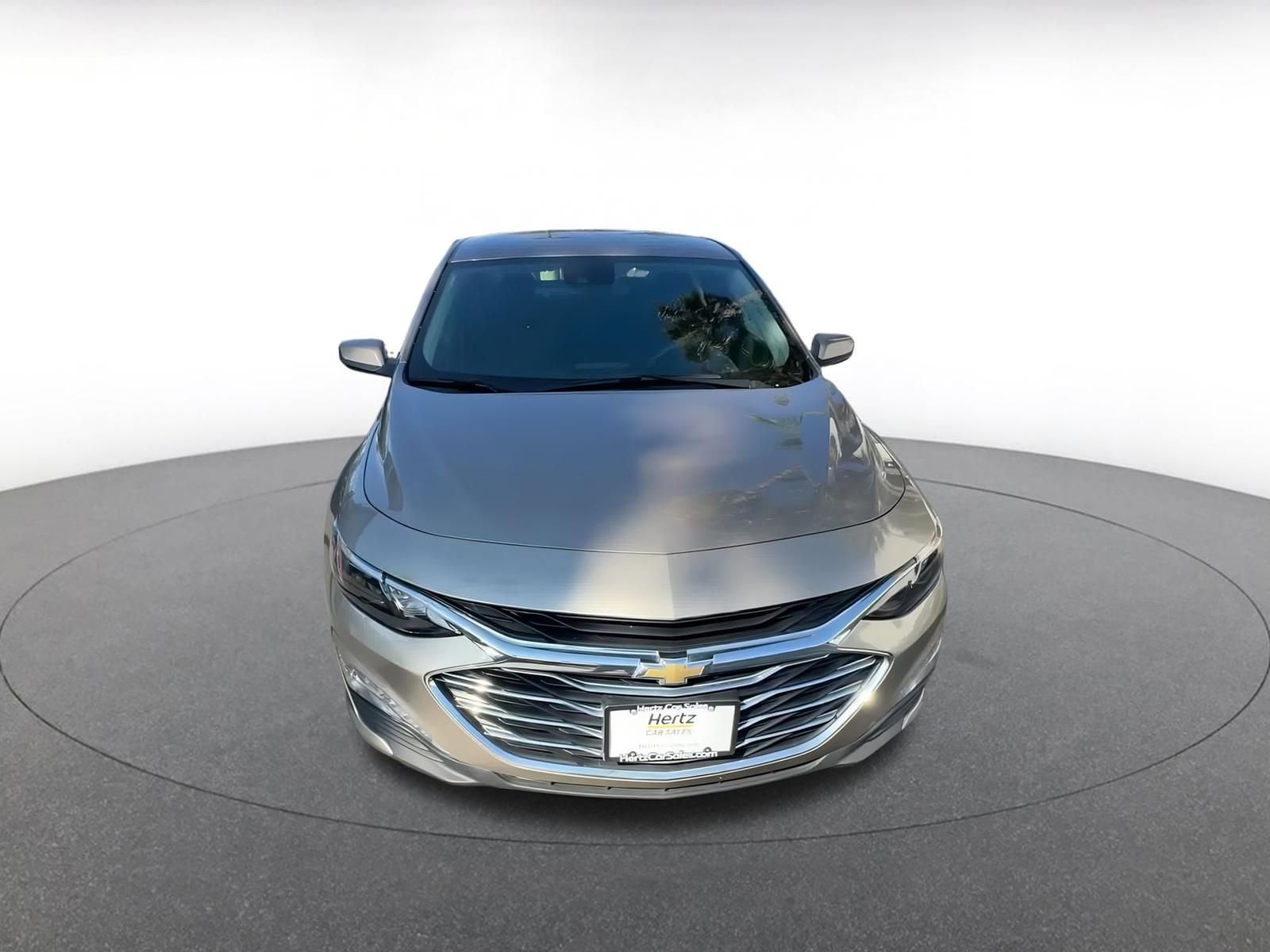 Thumbnail: 2023 Chevrolet Malibu - 4
