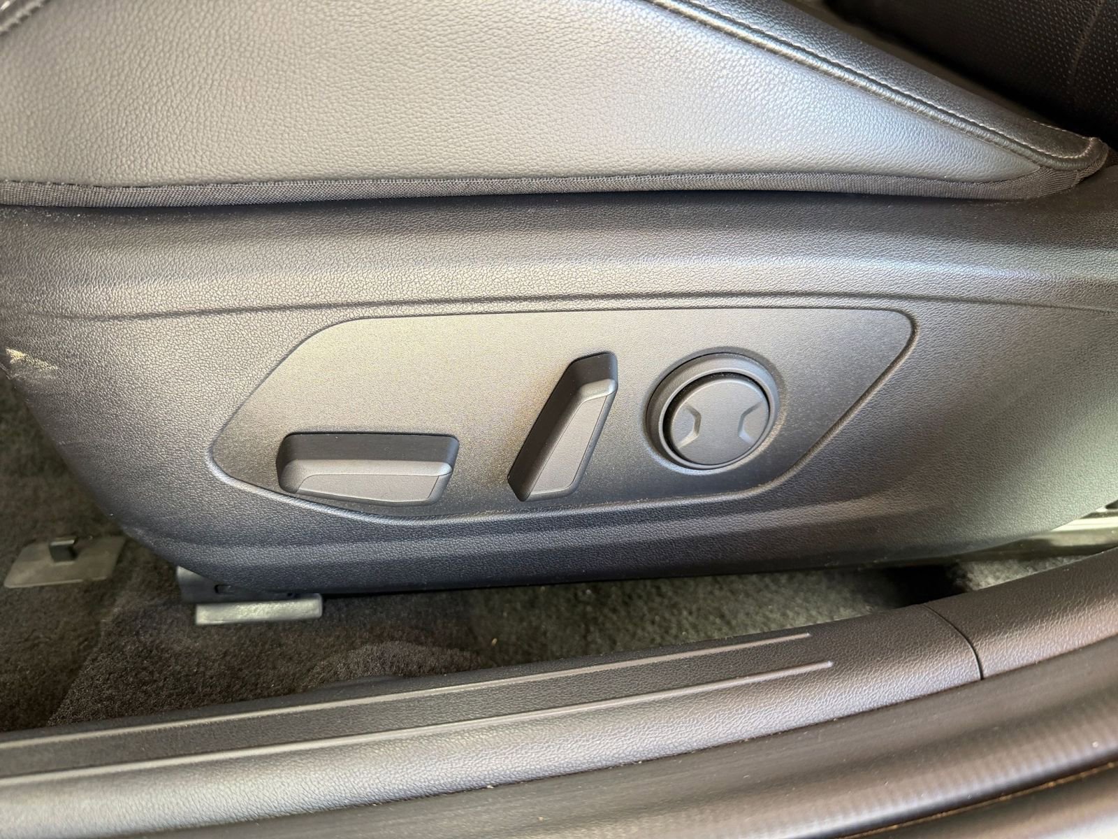 Thumbnail: 2025 Hyundai Elantra - 23