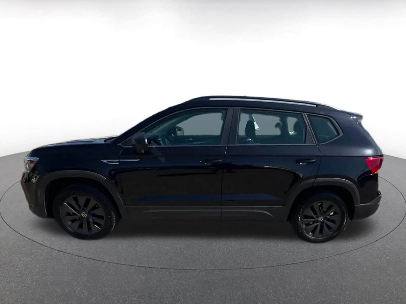 Thumbnail: 2024 Volkswagen Taos - 9
