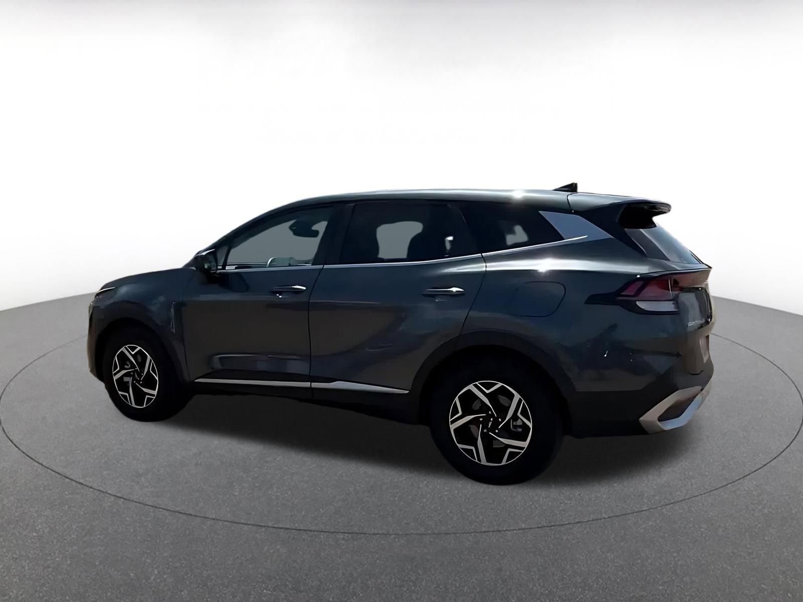 Thumbnail: 2025 Kia Sportage - 10